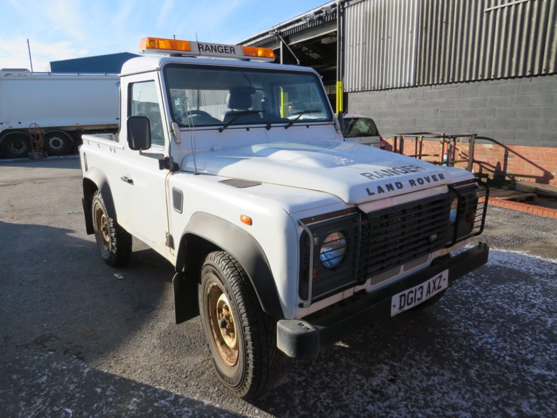 13 reg LAND ROVER DEFENDER 90 TD PICKUP (RUNS, DRIVES BUT NOISY GEARBOX) (DIRECT COUNCIL) 1ST REG