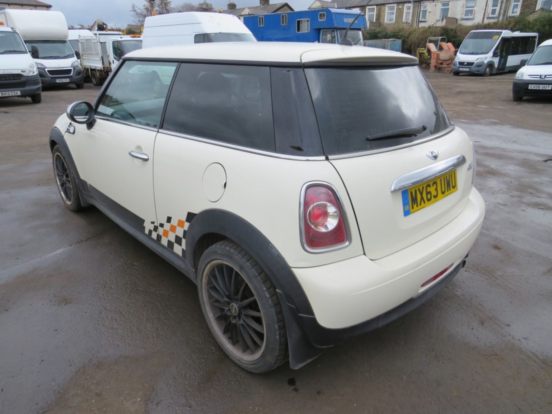 63 reg MINI, 1ST REG 09/13, TEST 07/21, 212741M, V5 HERE, 3 FORMER KEEPERS [NO VAT] - Image 3 of 6