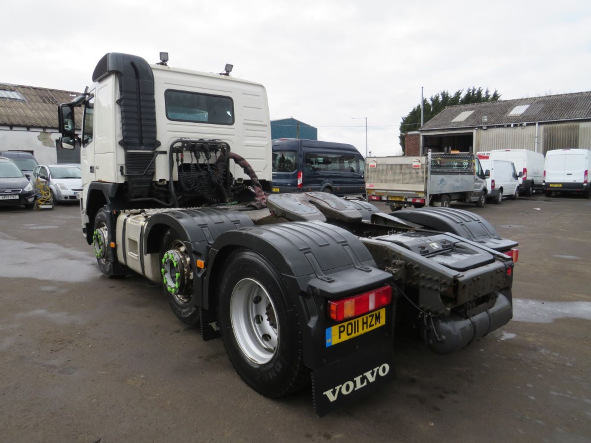 11 reg VOLVO FM460 TRACTOR UNIT (DIRECT UNITED UTILITIES WATER) 1ST REG 06/11, TEST 05/21, 520894KM, - Image 3 of 6