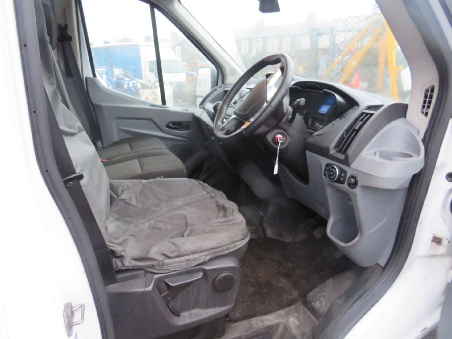 16 reg FORD TRANSIT 350 TREND, 1ST REG 03/16, TEST 03/21, 104005M, V5 HERE, 1 FORMER KEEPER [+ VAT] - Image 6 of 6