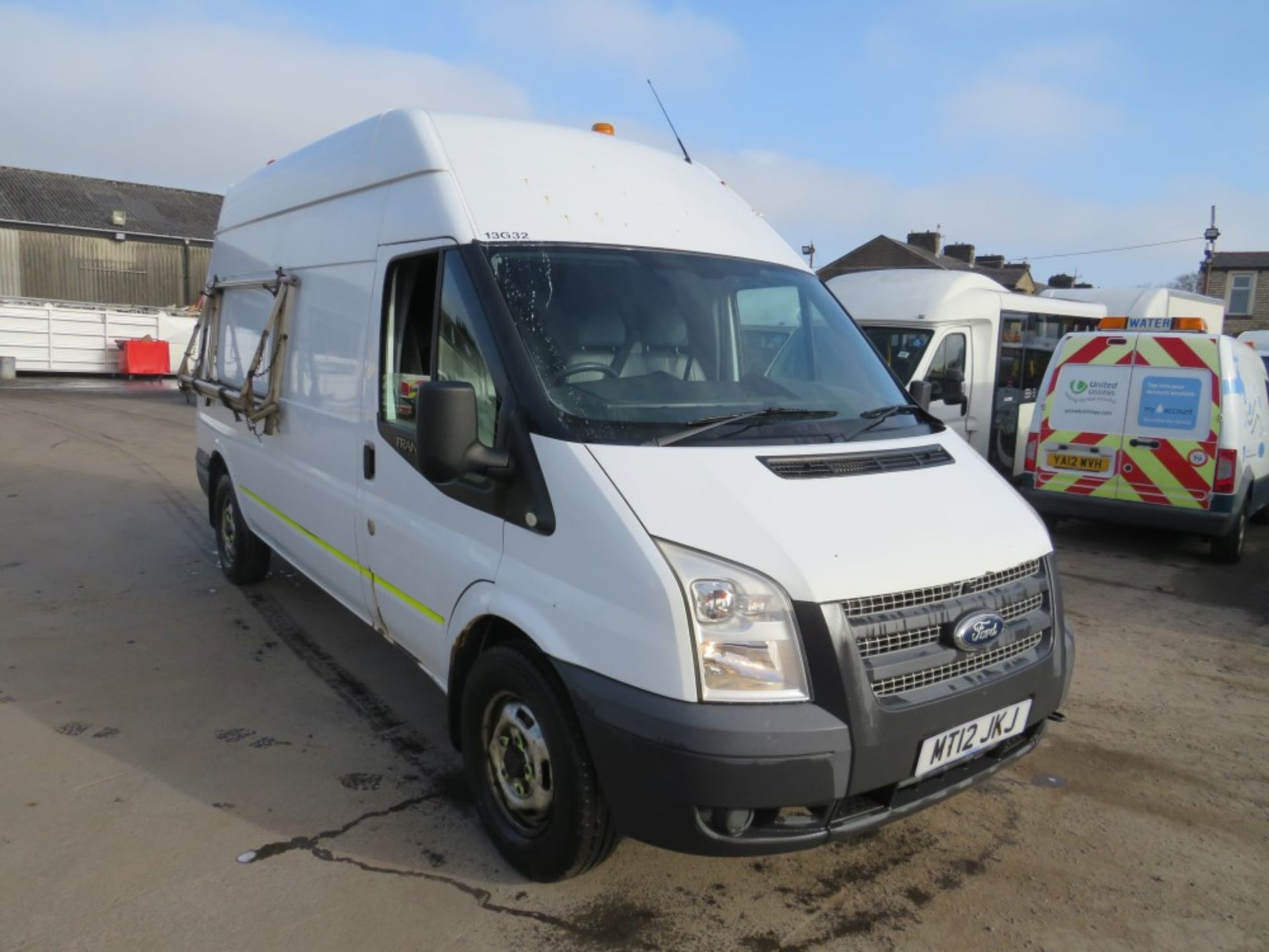 12 reg FORD TRANSIT 125 T350 RWD (DIRECT ELECTRICITY NW) 1ST REG 07/12, 99346M, V5 HERE, 1 OWNER