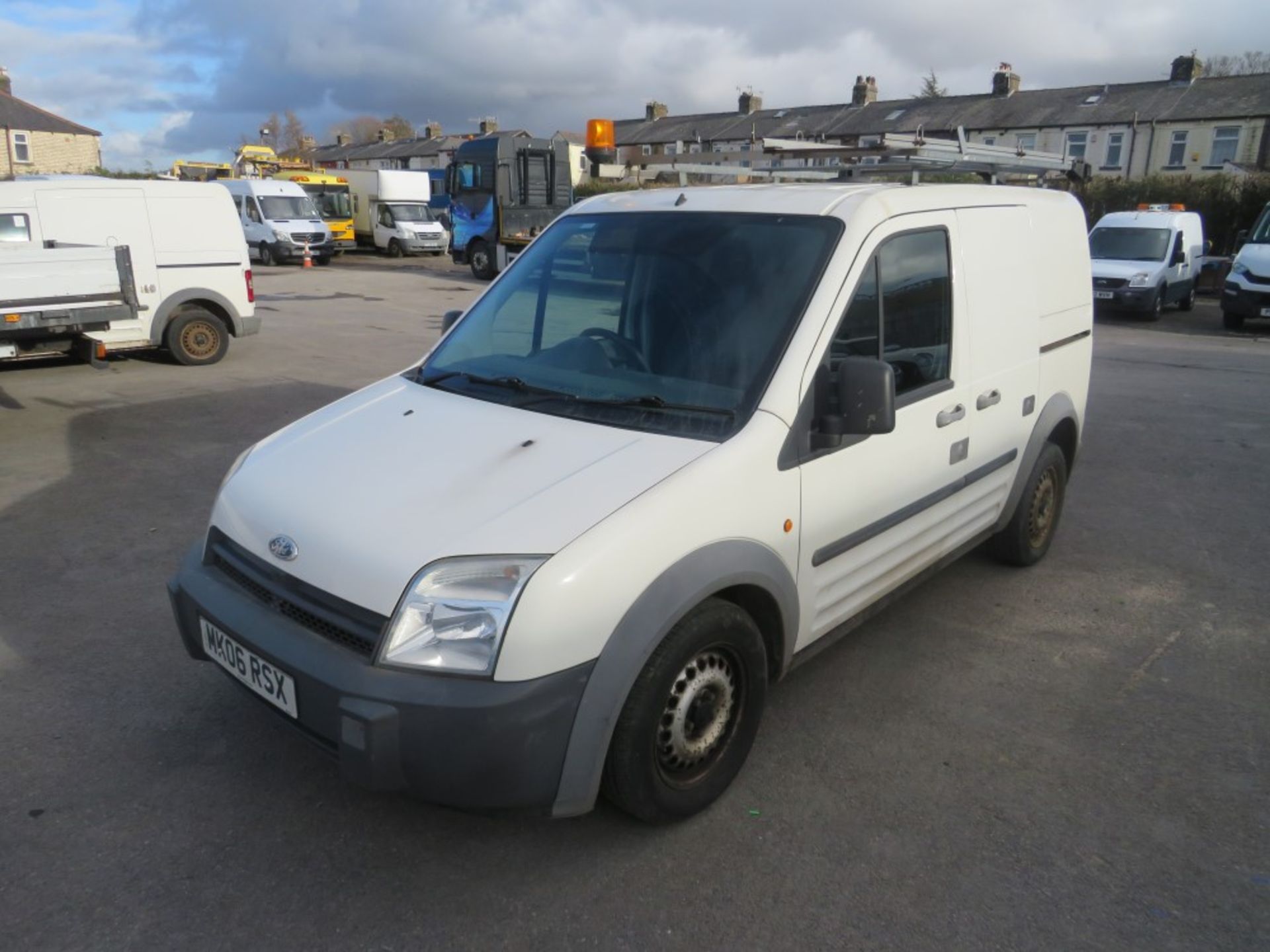 06 reg FORD TRANSIT CONNECT L200 TD SWB (DIRECT COUNCIL) 1ST REG 03/06, TEST 09/21, 52743M, [+ VAT] - Image 2 of 6