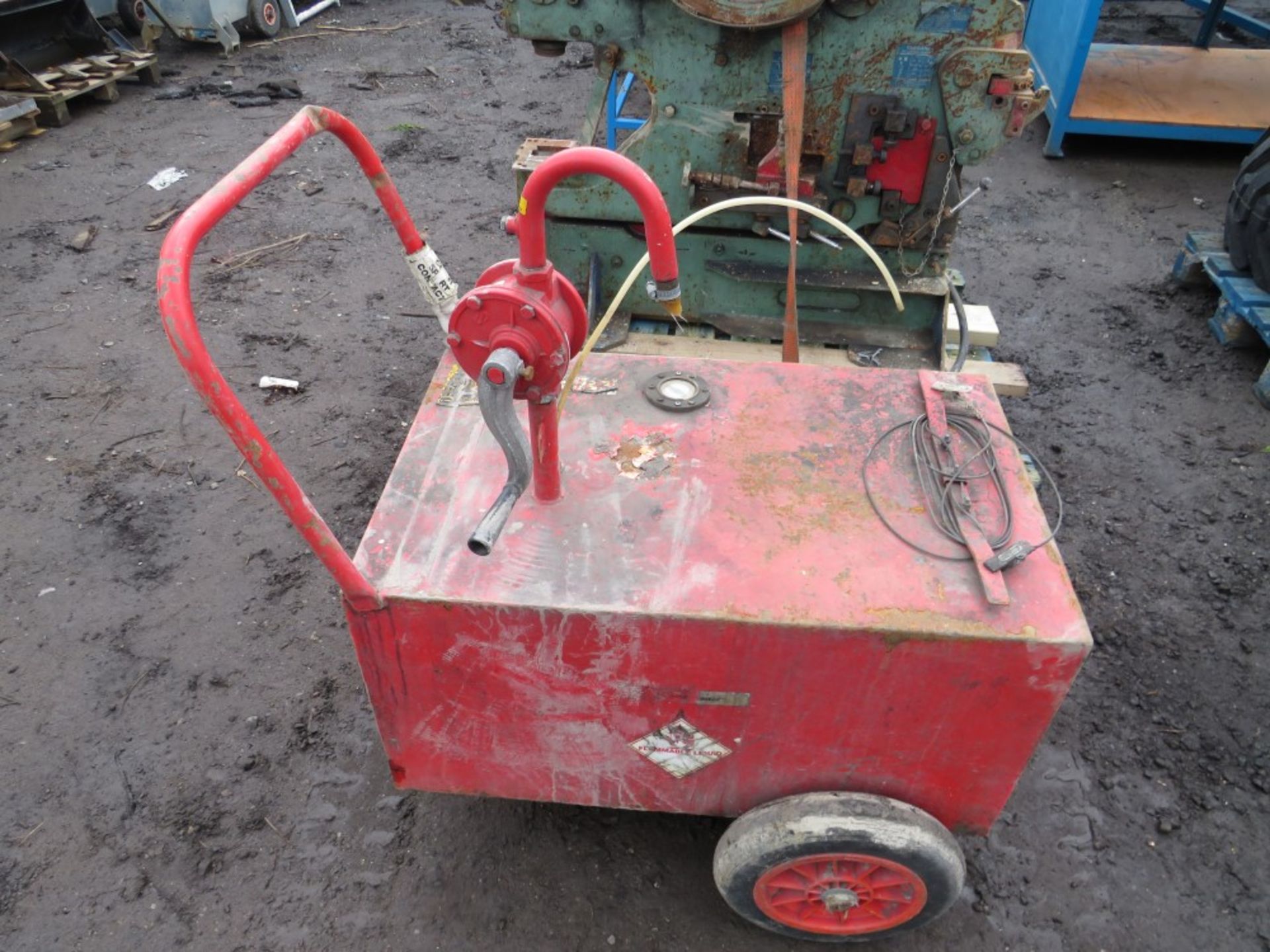 OIL TANK PUMP & BOTTLE TROLLEY [+ VAT] - Image 2 of 2