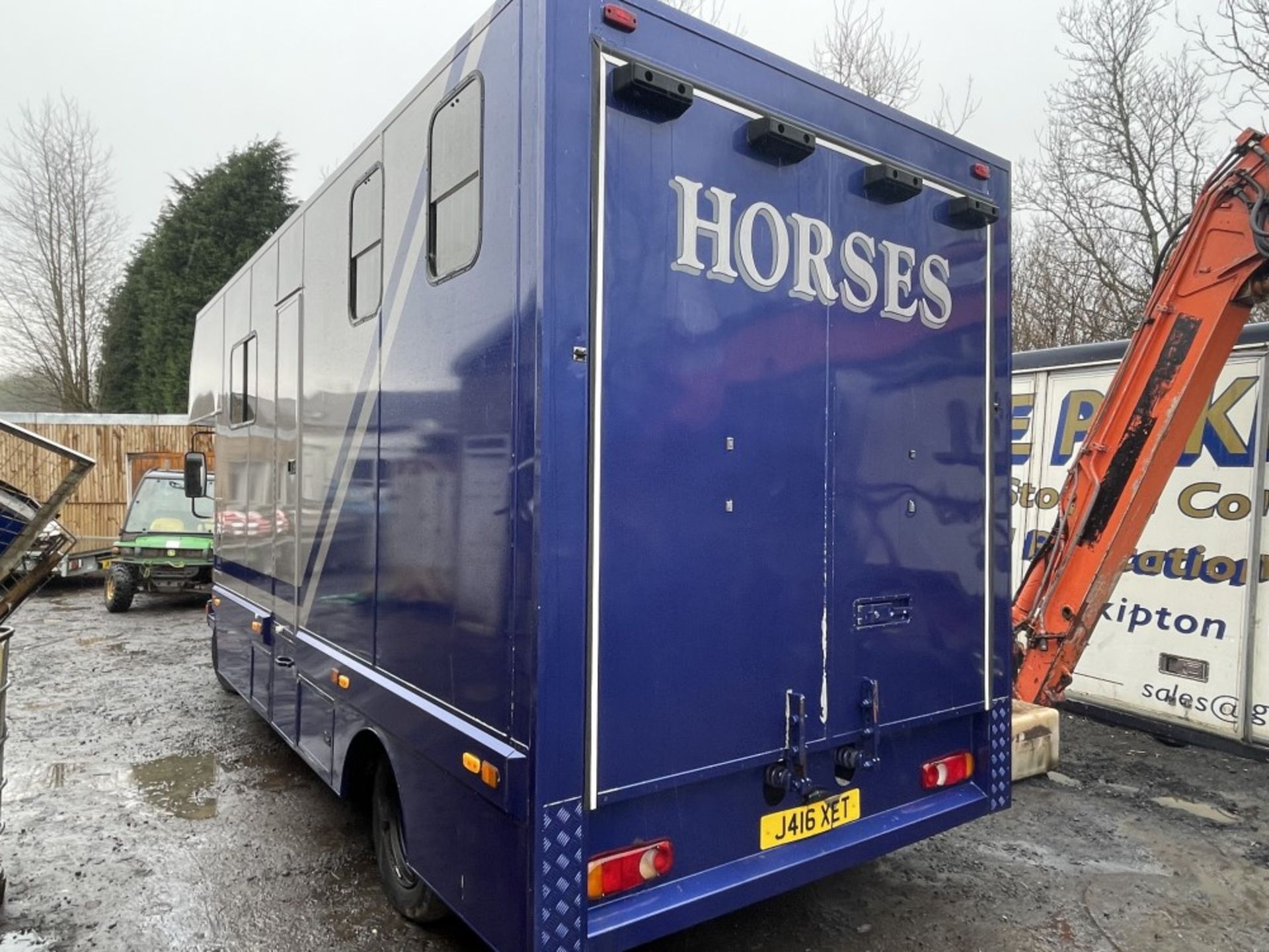 J reg LEYLAND DAF HORSEBOX (LOCATION BLACKBURN) NEEDS A CLUTCH, 1ST REG 01/92, 568177KM NOT - Image 3 of 9