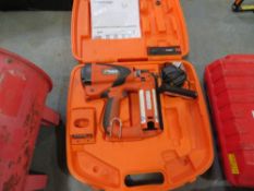 GAS POWERED FRAME NAIL GUN (DIRECT HIRE CO) [+ VAT]