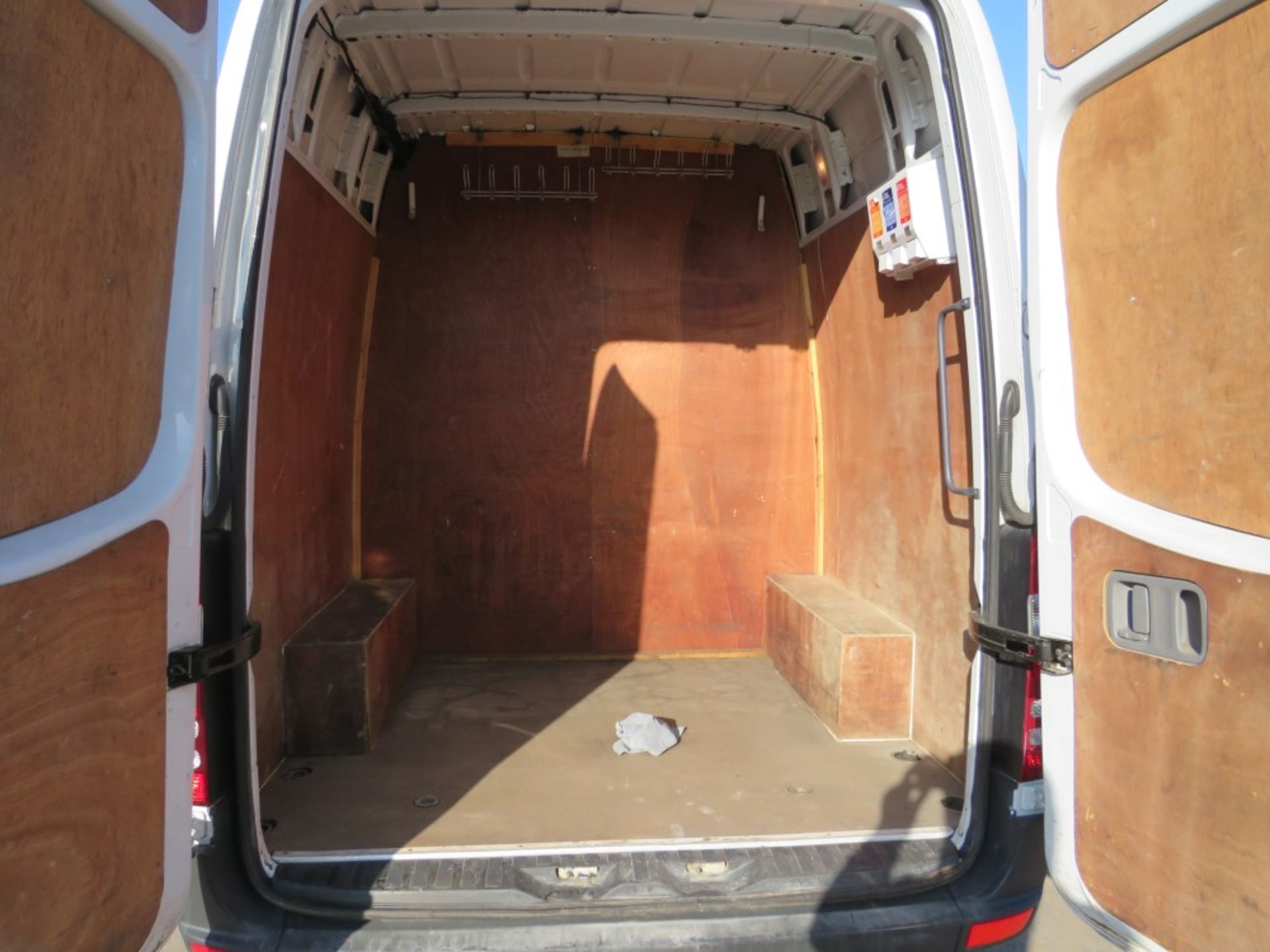 16 reg MERCEDES SPRINTER 313 CDI, 1ST REG 03/16, 181117M, V5 HERE, 1 OWNER FROM NEW [+ VAT] - Image 5 of 8