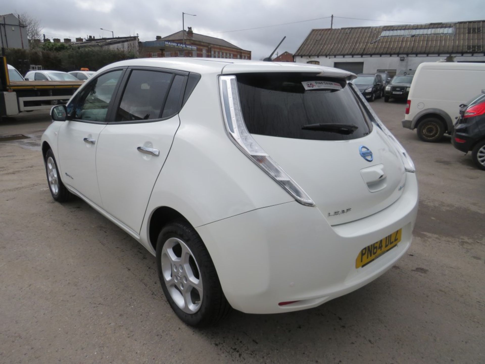 64 reg NISSAN LEAF ACENTA 5DR ELECTRIC HATCHBACK (DIRECT UNITED UTILITIES WATER) 1ST REG 02/15 - Image 3 of 6