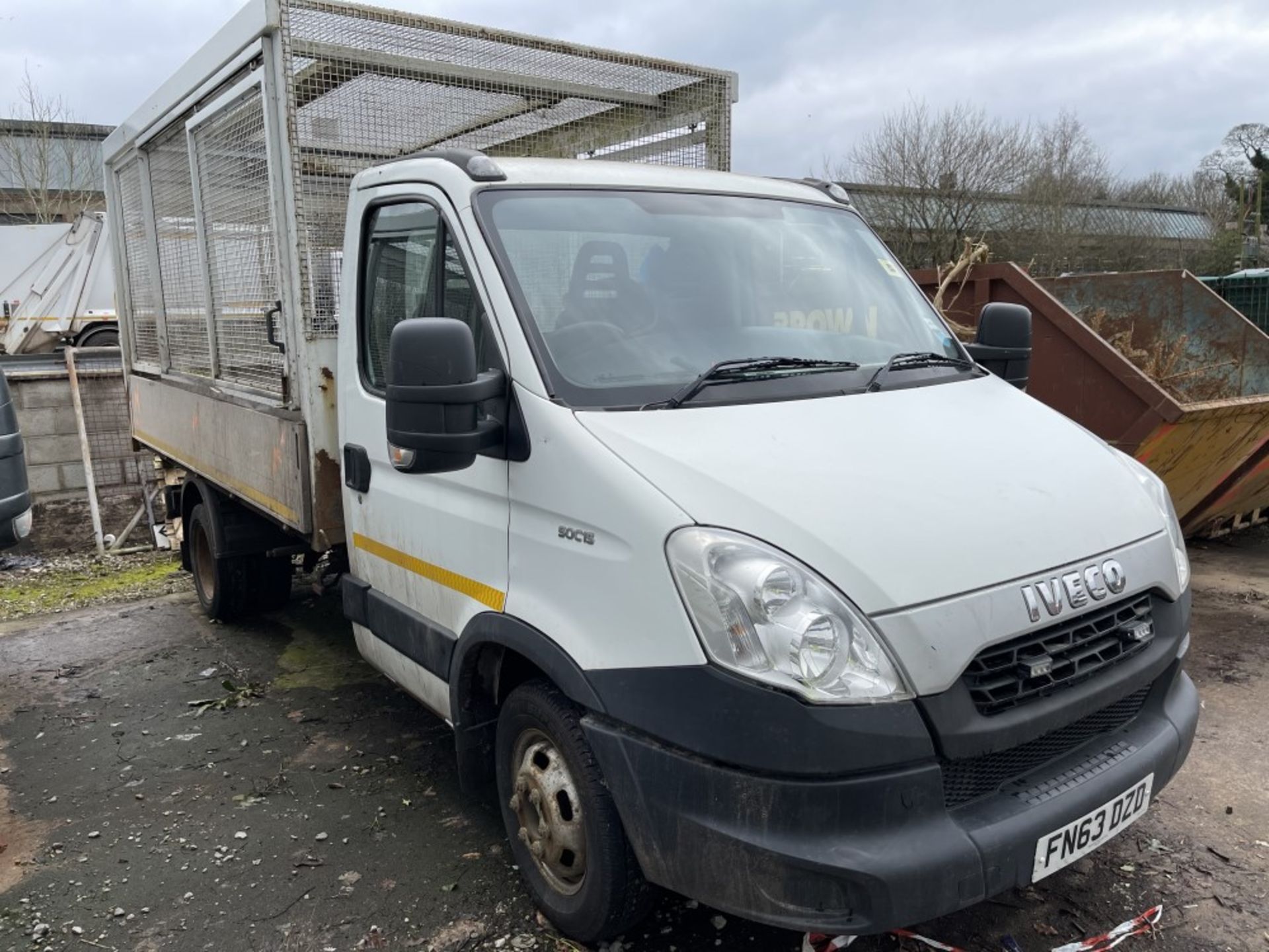 63 reg IVECO 50C15 CAGED TIPPER (DIRECT COUNCIL) (LOCATION LEEK) 1ST REG 11/13, 101771M, V5 TO - Image 2 of 5