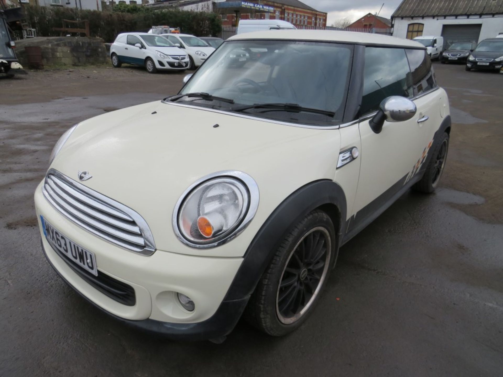 63 reg MINI, 1ST REG 09/13, TEST 07/21, 212741M, V5 HERE, 3 FORMER KEEPERS [NO VAT] - Image 2 of 6