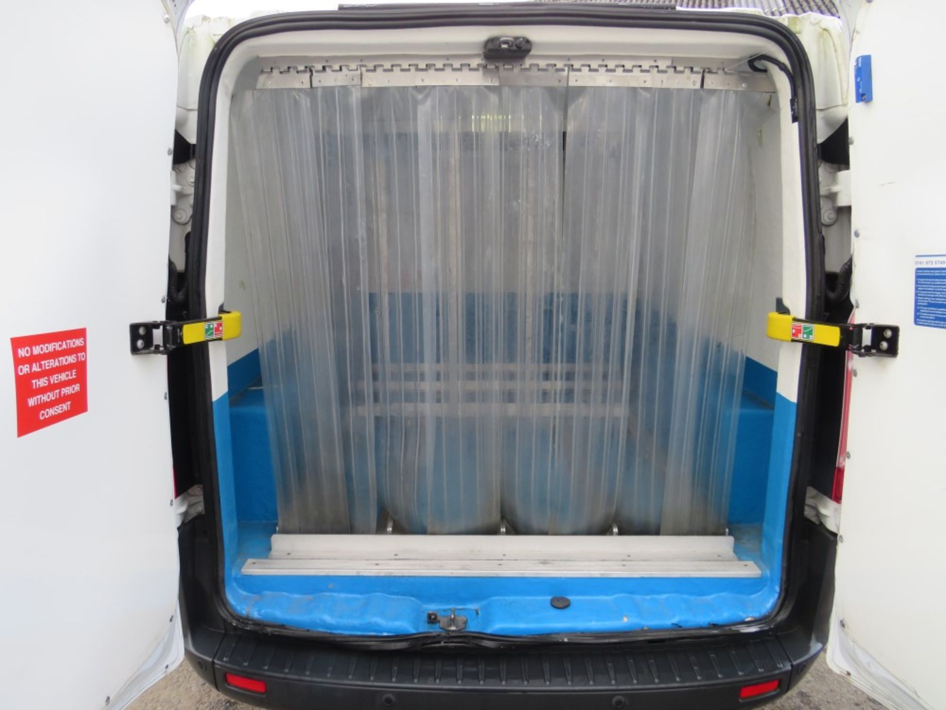 67 reg FORD TRANSIT CUSTOM 340 FRIDGE VAN (DIRECT UNITED UTILITIES WATER) 1ST REG 09/17, TEST 09/21, - Image 5 of 7