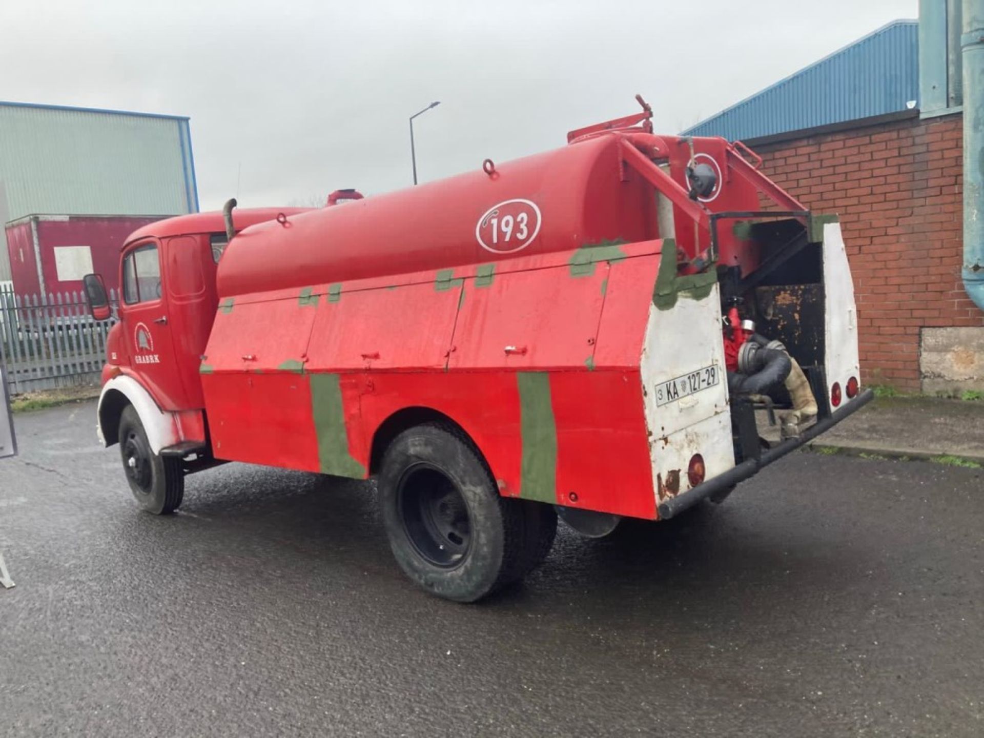 1966 MERCEDES 1113 FIRE FIGHTING TANKER LHD (LOCATION SKELMERSDALE) RUNS & DRIVES, 59000KM, NO V5 ( - Image 3 of 4