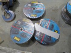 3 PACKS 230 X 3MM STONE CUTTING DISCS - 10 IN EACH PACK [NO VAT]