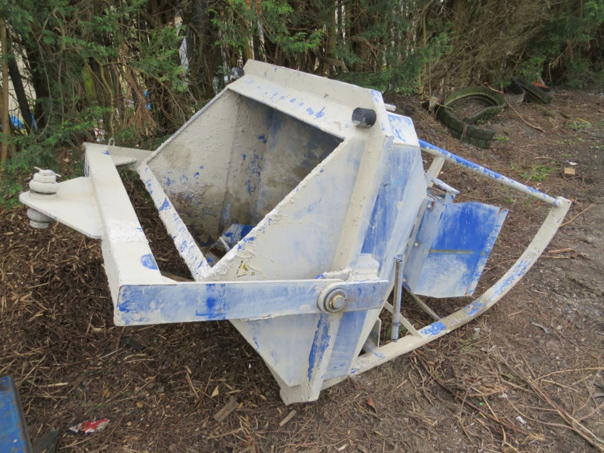 TREMIE 500 LTR CONCRETE SKIP (DIRECT GAP) [+ VAT]