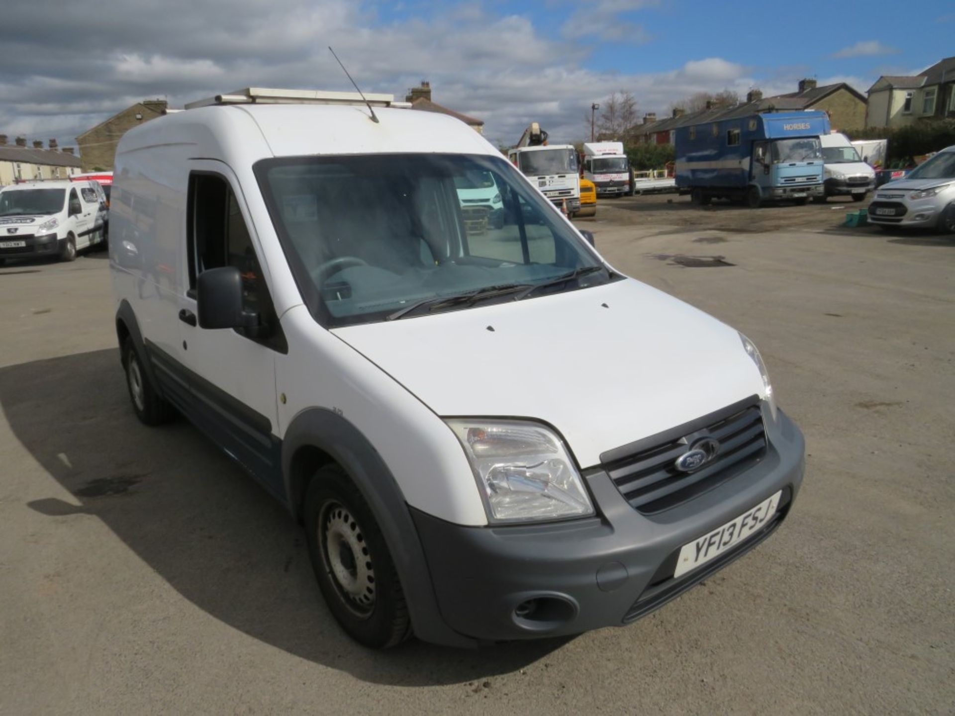 13 reg FORD TRANSIT CONNECT 90 T230 (DIRECT UNITED UTILITIES WATER ) 1ST REG 06/13, TEST 06/21,