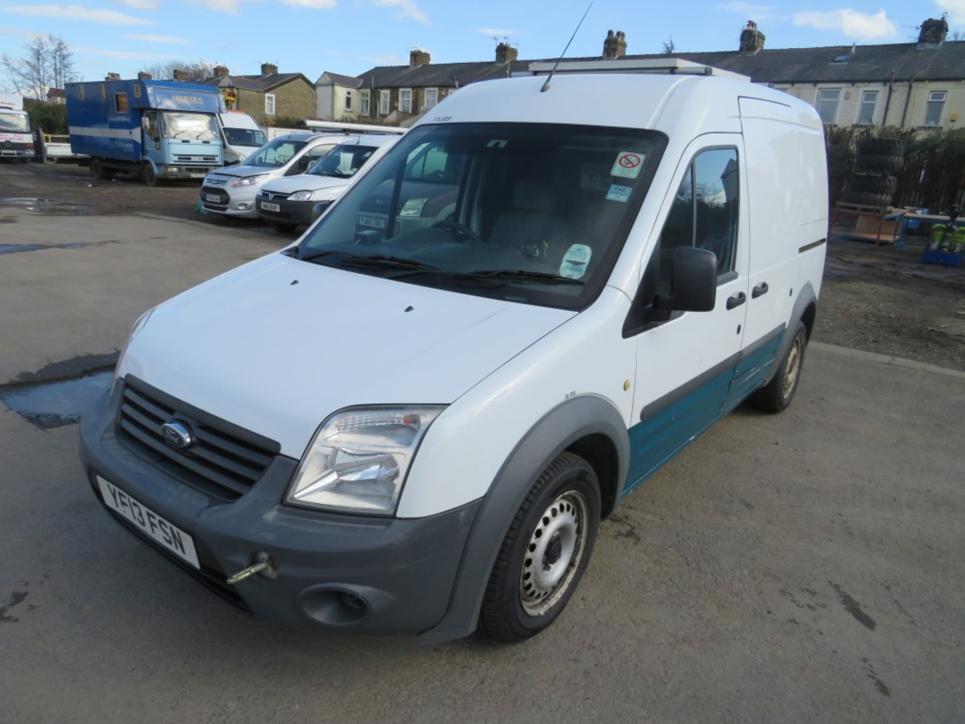13 reg FORD TRANSIT CONNECT 90 T230 (DIRECT UNITED UTILITIES WATER) 1ST REG 06/13, TEST 08/21, - Image 2 of 7