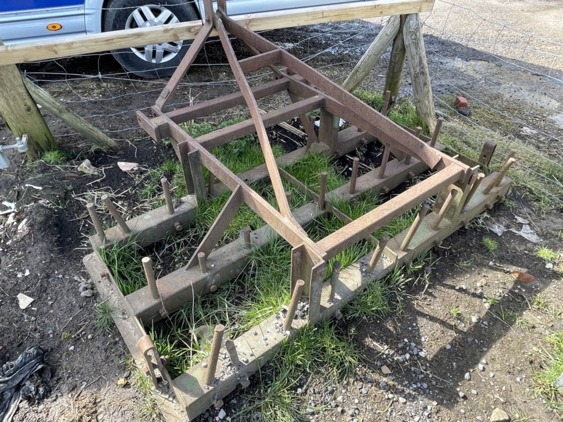 LAND LEVELLER (LOCATION BLACKBURN) (RING FOR COLLECTION DETAILS) [NO VAT]