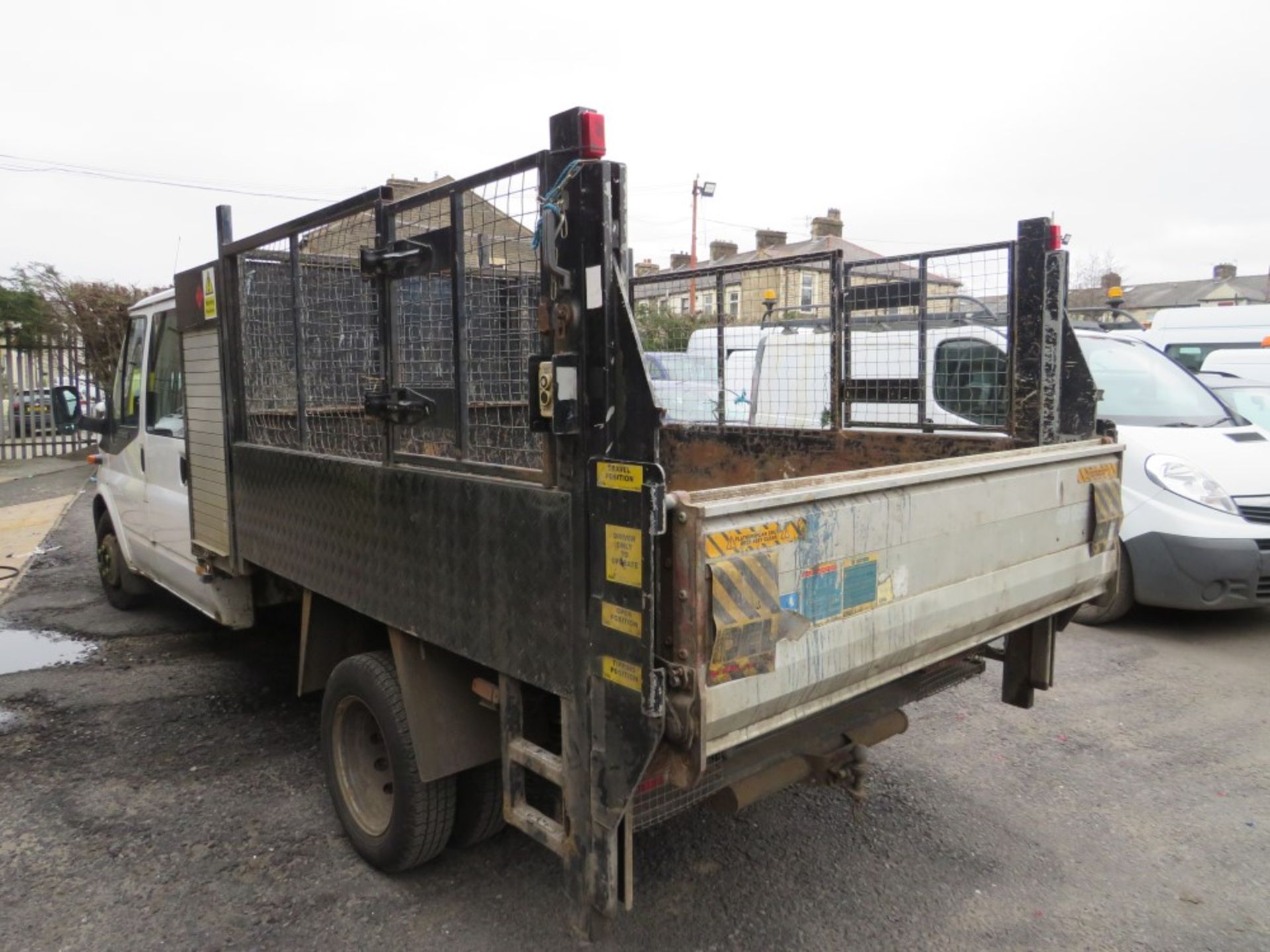 58 reg FORD TRANSIT 115 T350L D/C RWD TIPPER (DIRECT COUNCIL) 1ST REG 01/09, TEST 01/22, - Image 3 of 6