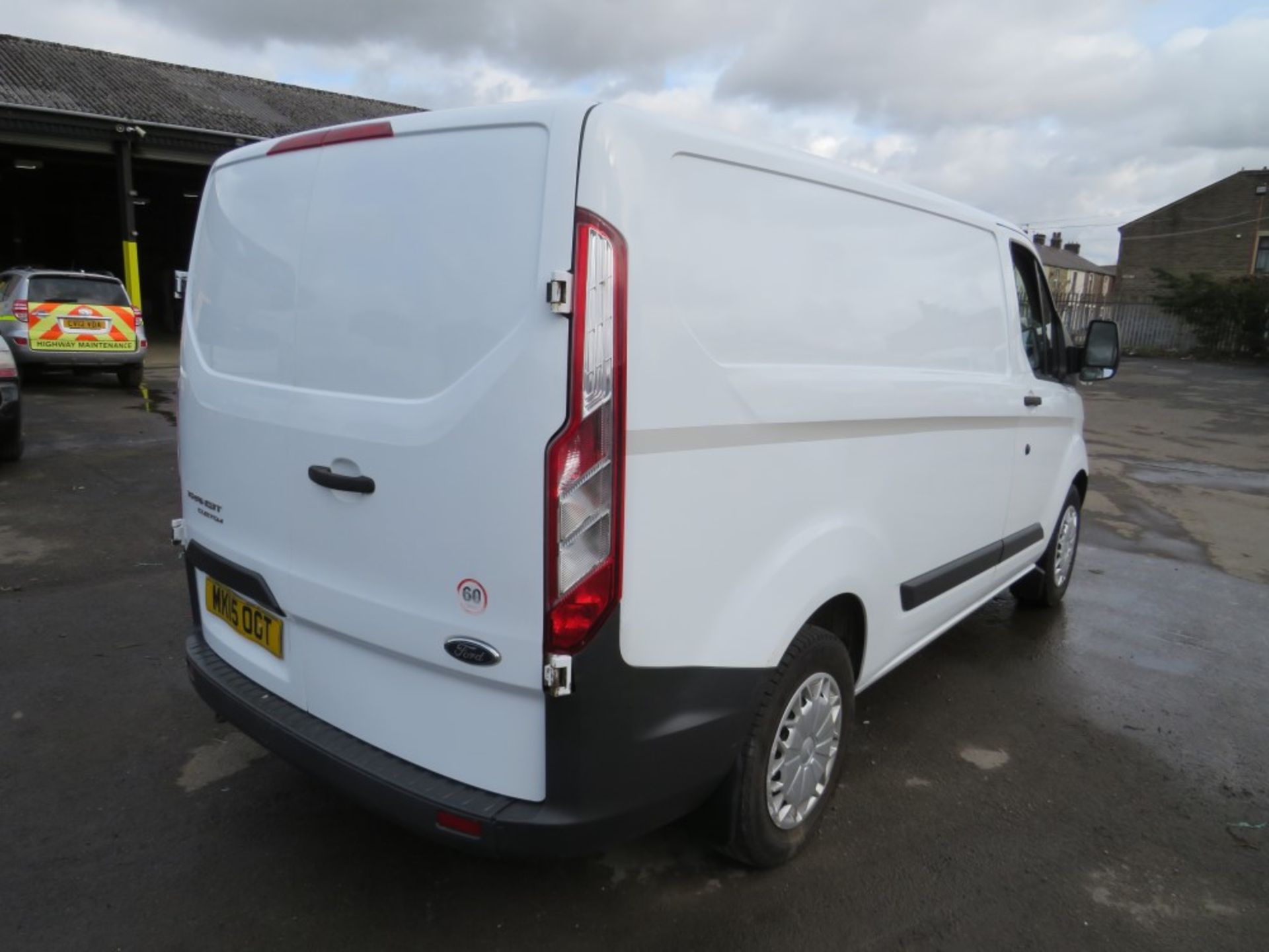 15 reg FORD TRANSIT CUSTOM 290 ECO-TECH, 1ST REG 03/15, 162426M, V5 HERE, 1 OWNER FROM NEW [+ VAT] - Image 4 of 7