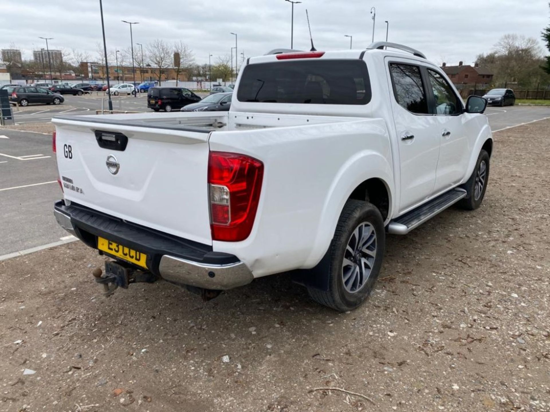 2016 NISSAN NP300 NAVARA TEKNA DCI AUTO DOUBLE CAB 4 X 4 PICKUP, 1ST REG 01/16, TEST 01/22 [+ VAT] - Image 3 of 8