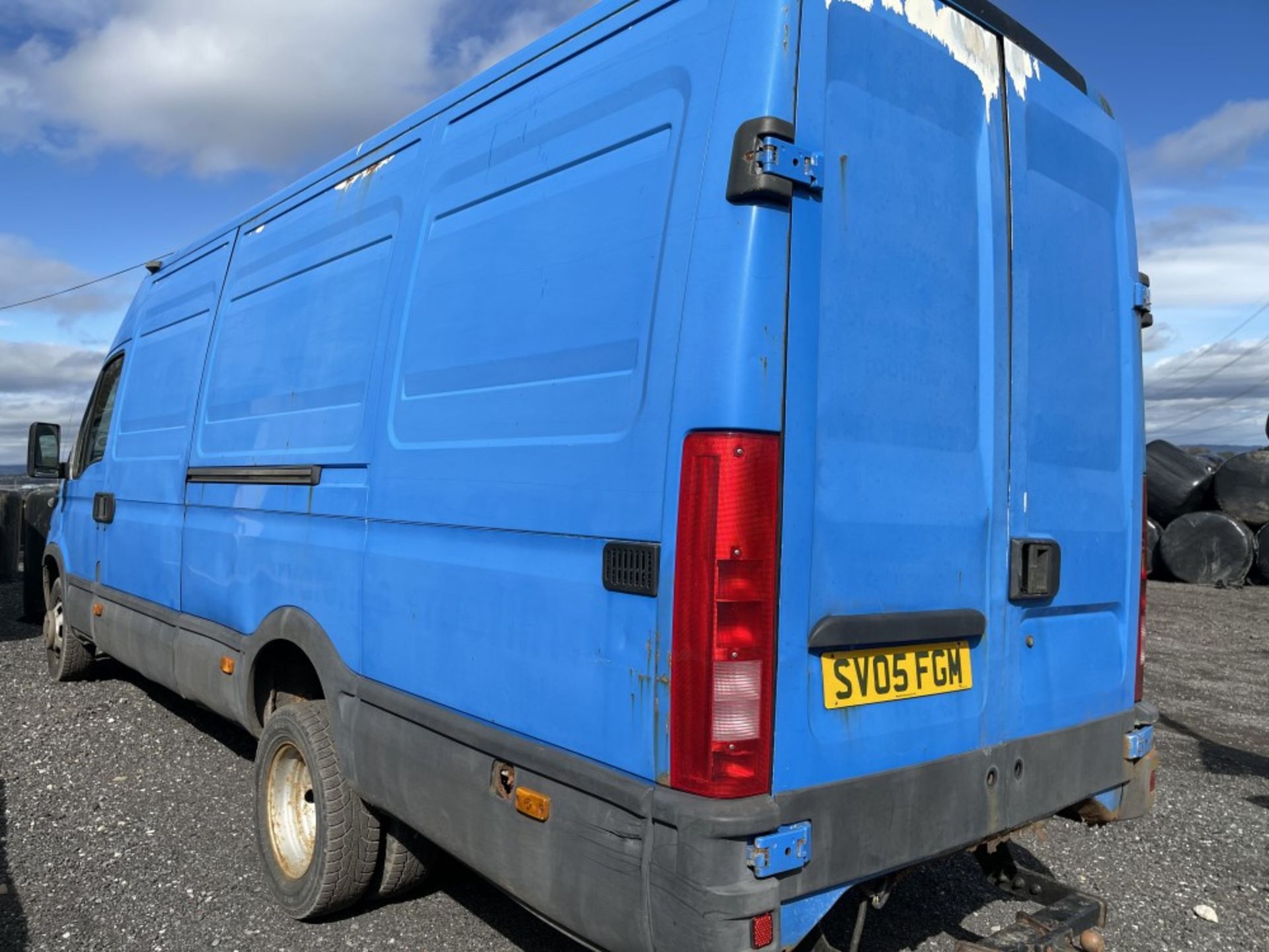 05 reg IVECO VAN (LOCATION BLACKBURN) 1ST REG 07/05, 179955M, NO V5 (RING FOR COLLECTION DETAILS) [ - Image 3 of 6