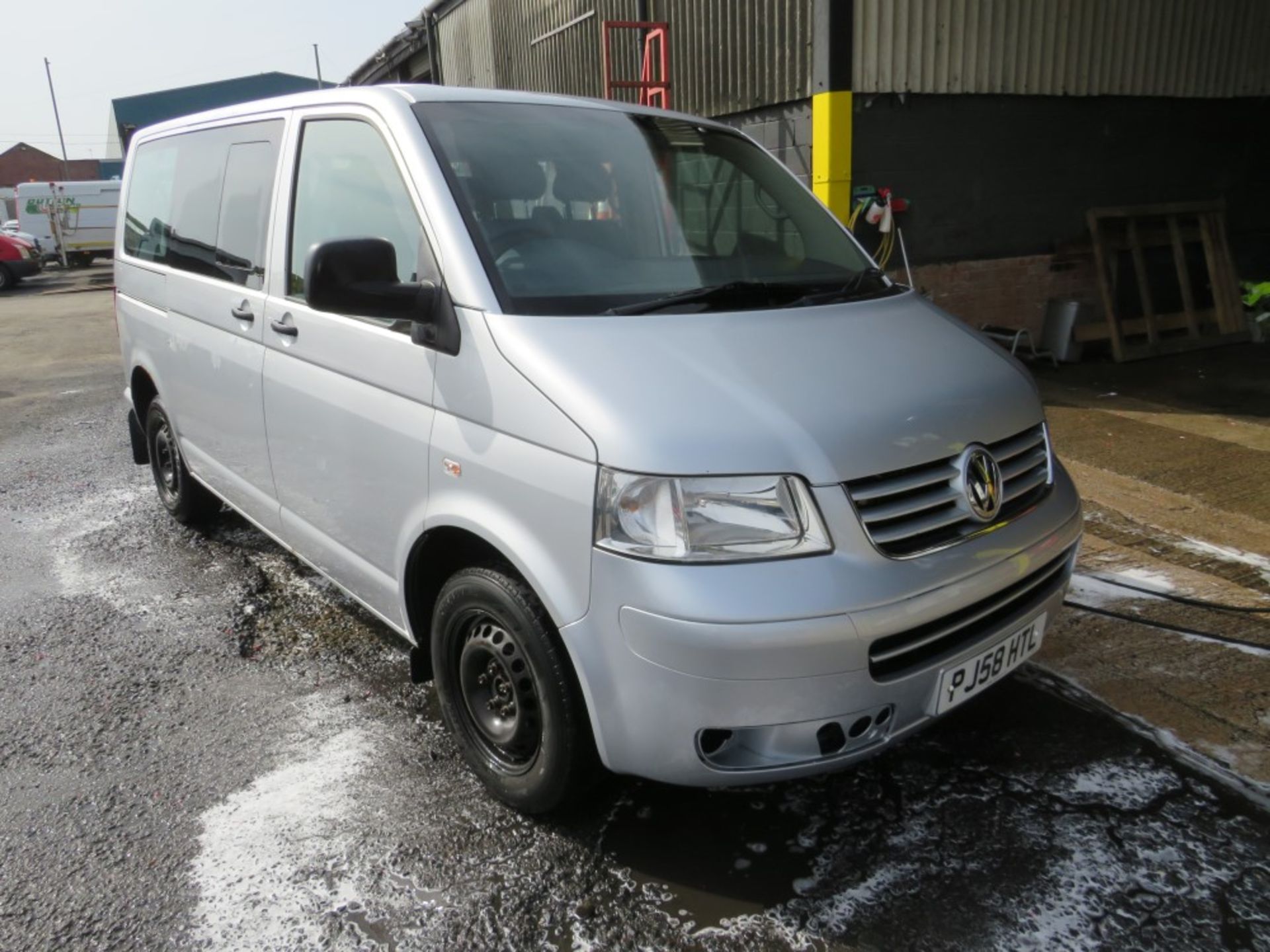 58 reg VW SHUTTLE SE 102 SWB (RUNS BUT NO CLUTCH) (DIRECT COUNCIL) 1ST REG 01/09, 214205M - Image 2 of 7