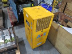 DEHUMIDIFIER [NO VAT]