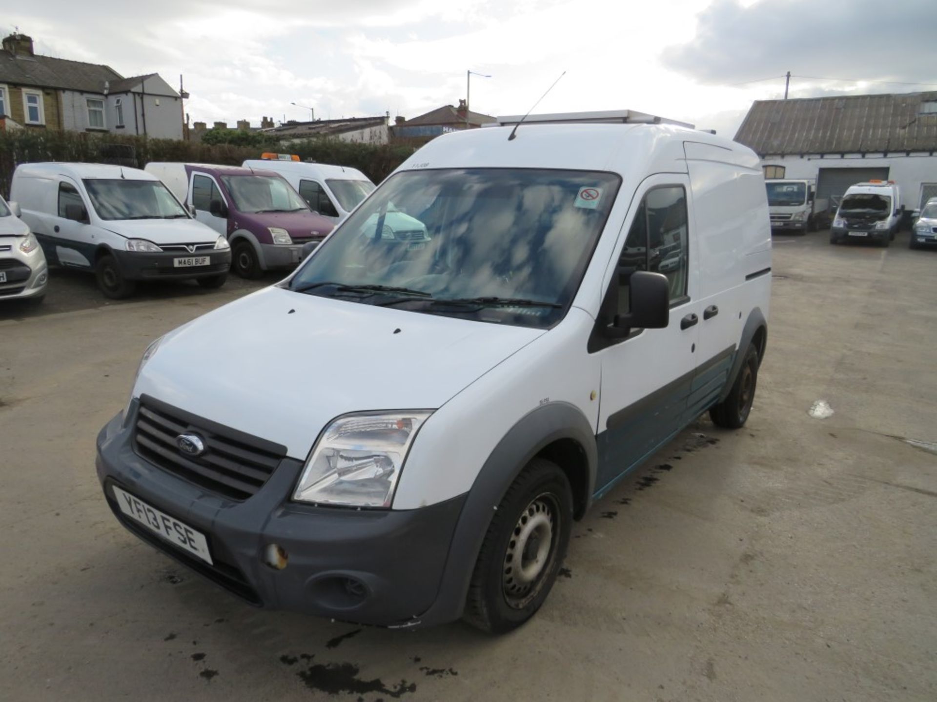 13 reg FORD TRANSIT CONNECT 90 T230 (DIRECT UNITED UTILITIES WATER) 1ST REG 06/13, TEST 05/21, - Image 2 of 7