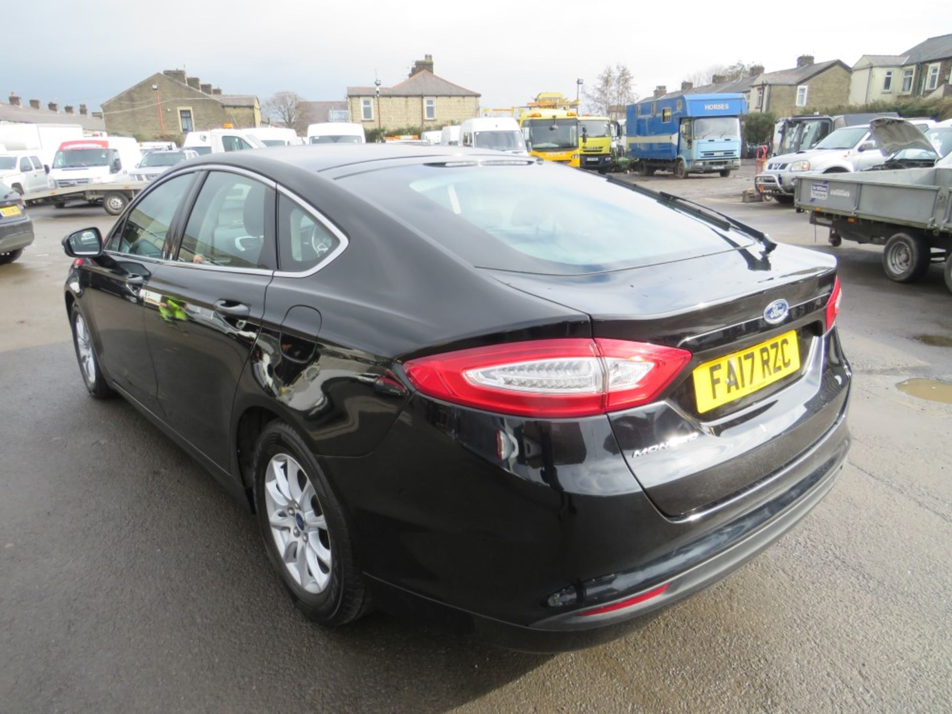 17 reg FORD MONDEO ZETEC ECONETIC TDCI, 1ST REG 08/17, TEST 08/21, 136043M, V5 HERE, 1 OWNER FROM - Image 3 of 6