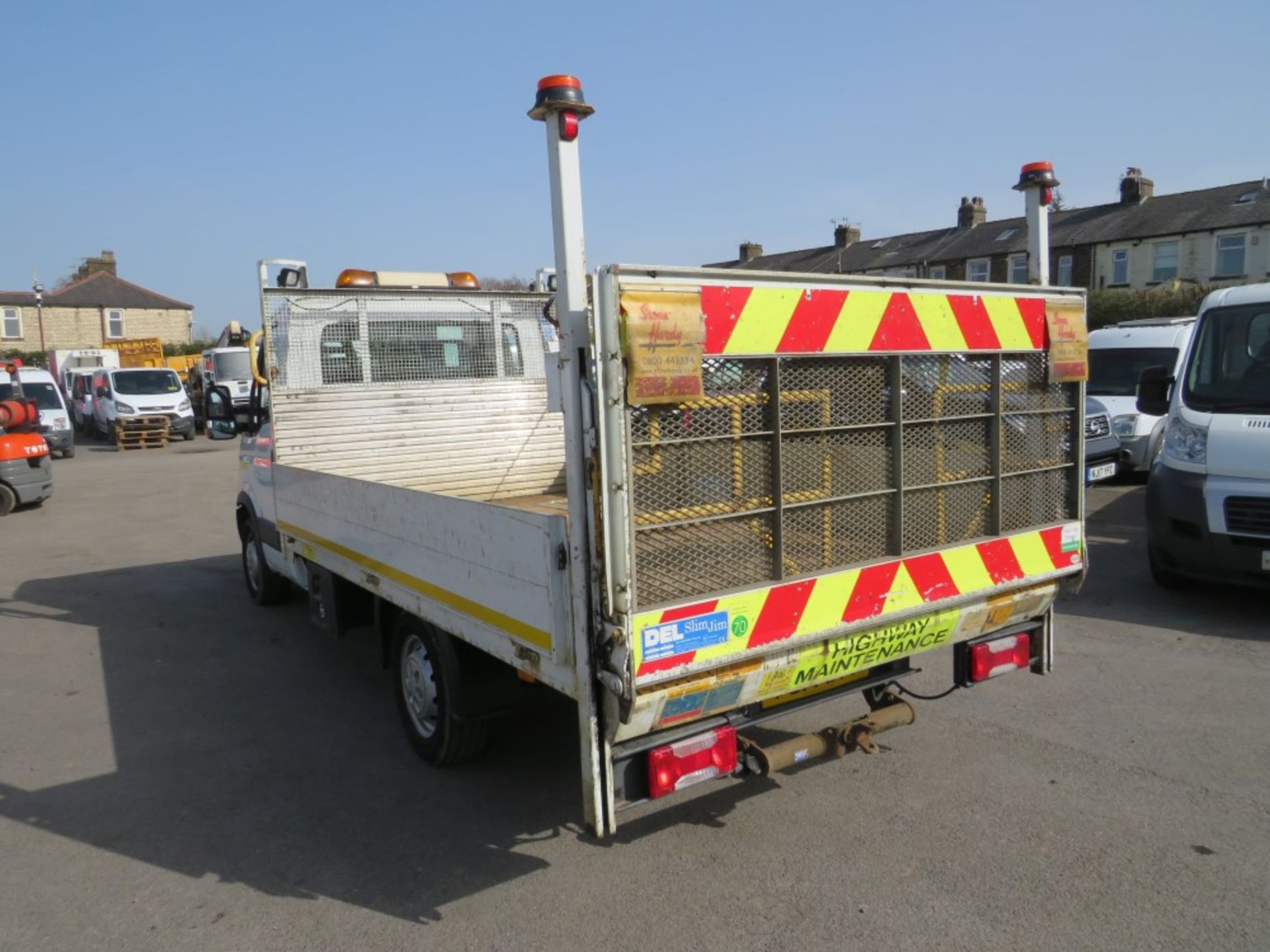 14 reg IVECO 35S13 DROPSIDE C/W TAIL LIFT, 1ST REG 03/14, TEST 03/22, 103921M WARRANTED, V5 HERE, - Image 3 of 6