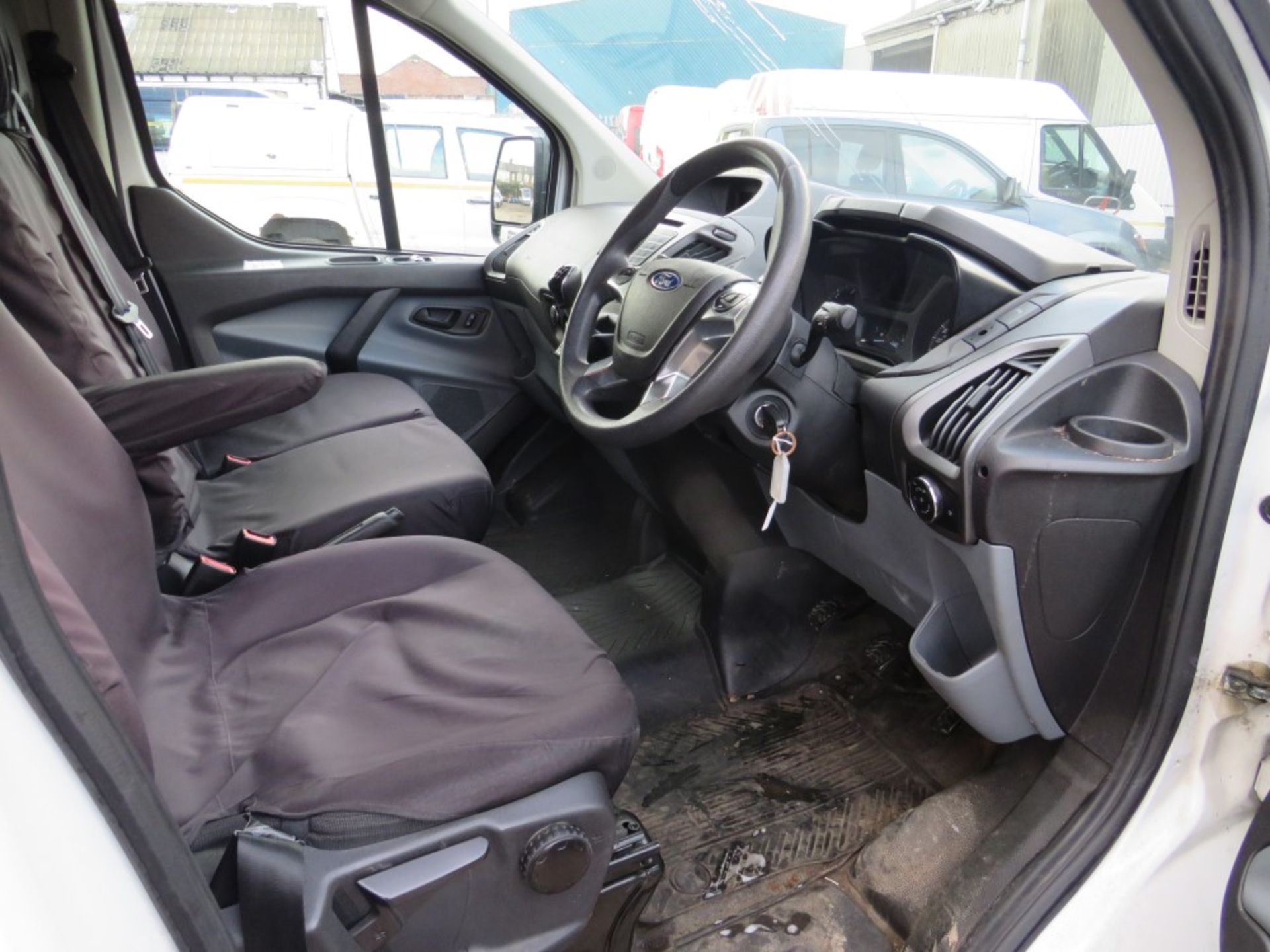 67 reg FORD TRANSIT CUSTOM 340 FRIDGE VAN (DIRECT UNITED UTILITIES WATER) 1ST REG 09/17, TEST 09/21, - Image 6 of 7