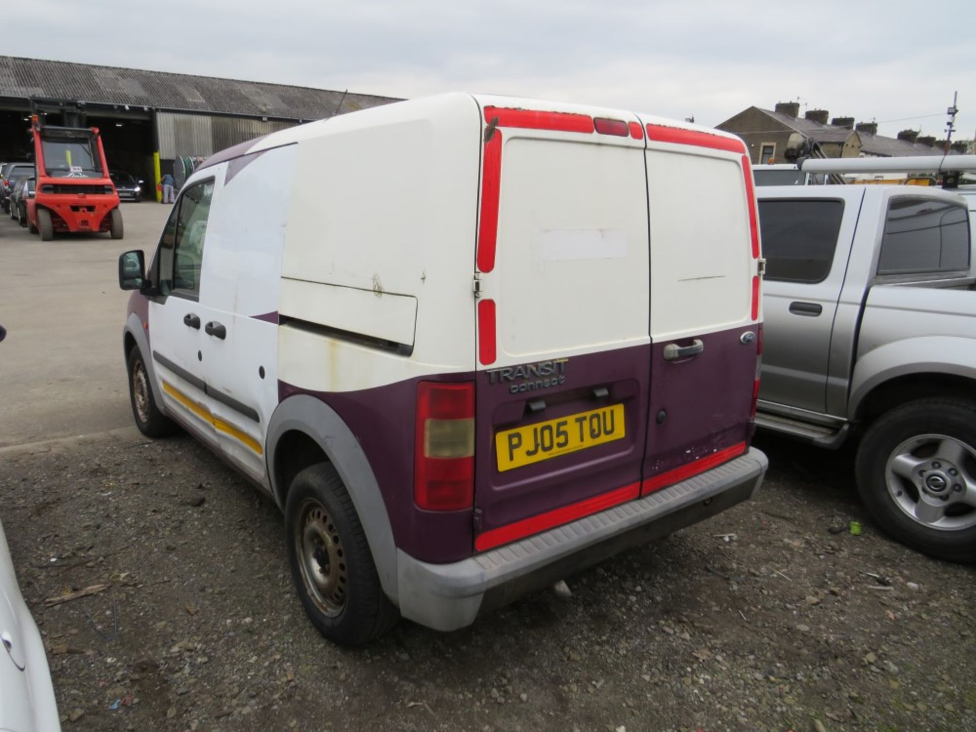 05 reg FORD TRANSIT CONNECT L 200 TD SWB (NON RUNNER) (DIRECT COUNCIL) 1ST REG 05/05, MILEAGE NOT - Image 3 of 5