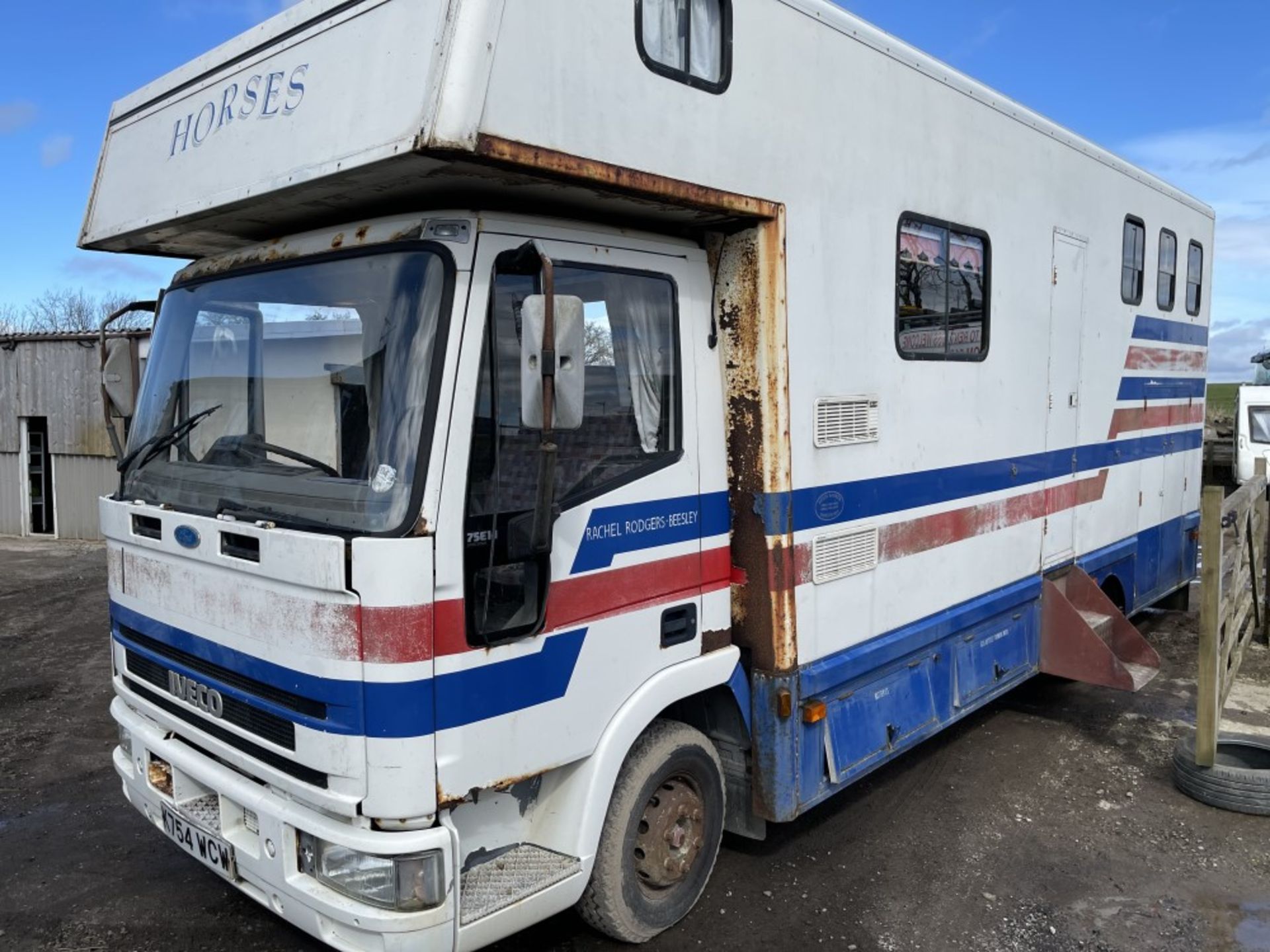 K reg IVECO HORSEBOX (LOCATION BLACKBURN) 1ST REG 06/93, RUNS & DRIVES, NO V5 (RING FOR COLLECTION