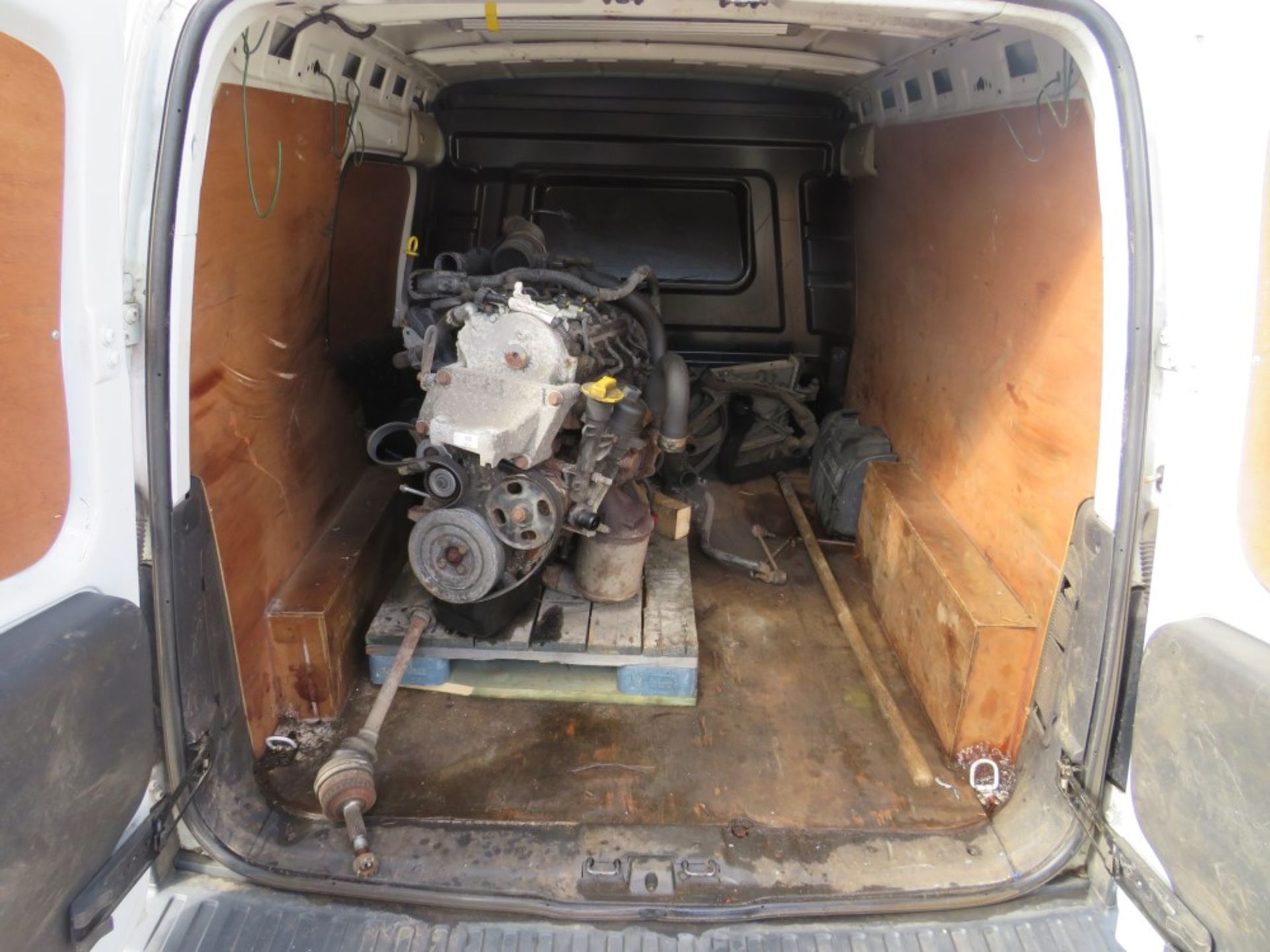 61 reg VAUXHALL COMBO 2000 CDTI 16V (NON RUNNER) (DIRECT UNITED UTILITIES WATER) 1ST REG 09/11, TEST - Image 5 of 7