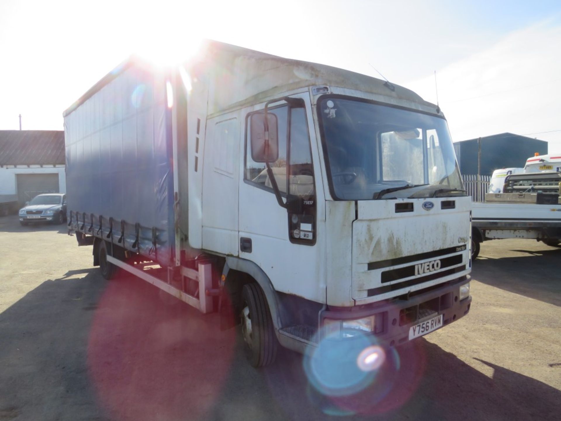 Y reg IVECO FORD CARGO 75E17 7.5t CURTAIN SIDER, 1ST REG 2001, TEST 10/20, 500087KM NOT WARRANTED,