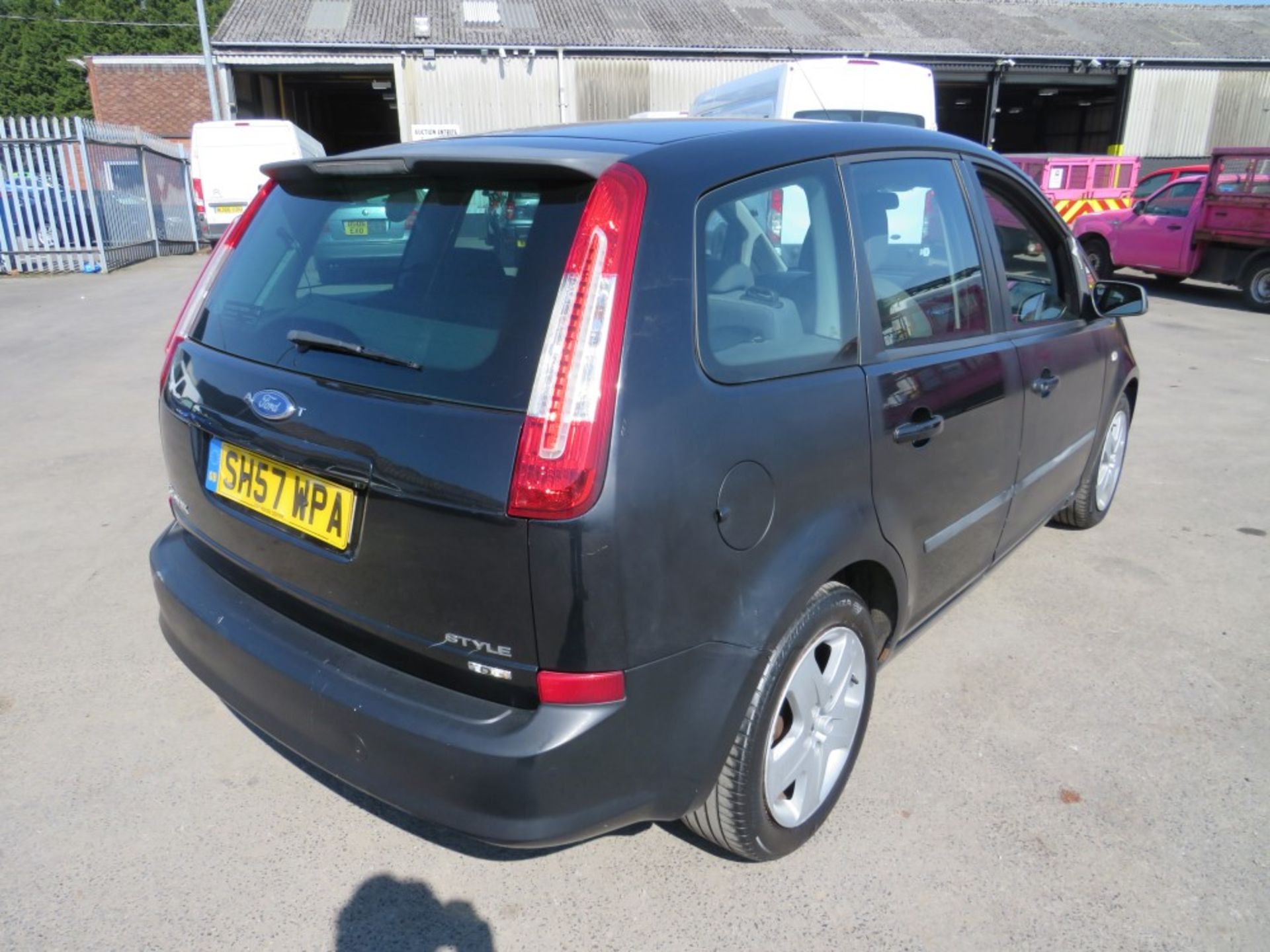 57 reg FORD C-MAX STYLE TD 109 MPV, 1ST REG 10/07, TEST 12/21, 167432M, V5 HERE, 4 FORMER KEEPERS [ - Image 4 of 6