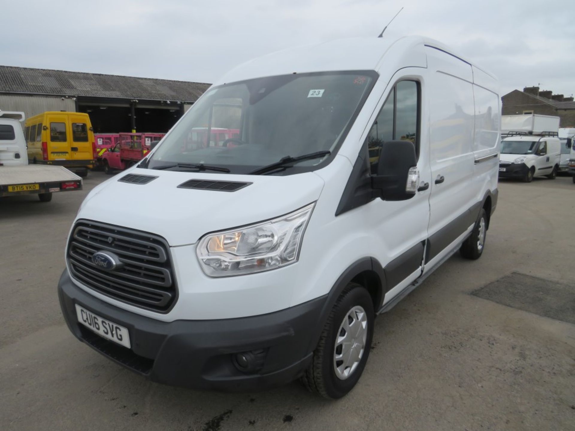 16 reg FORD TRANSIT 350 TREND, 1ST REG 03/16, 117596M, V5 HERE, 1 FORMER KEEPER [+ VAT] - Image 2 of 7