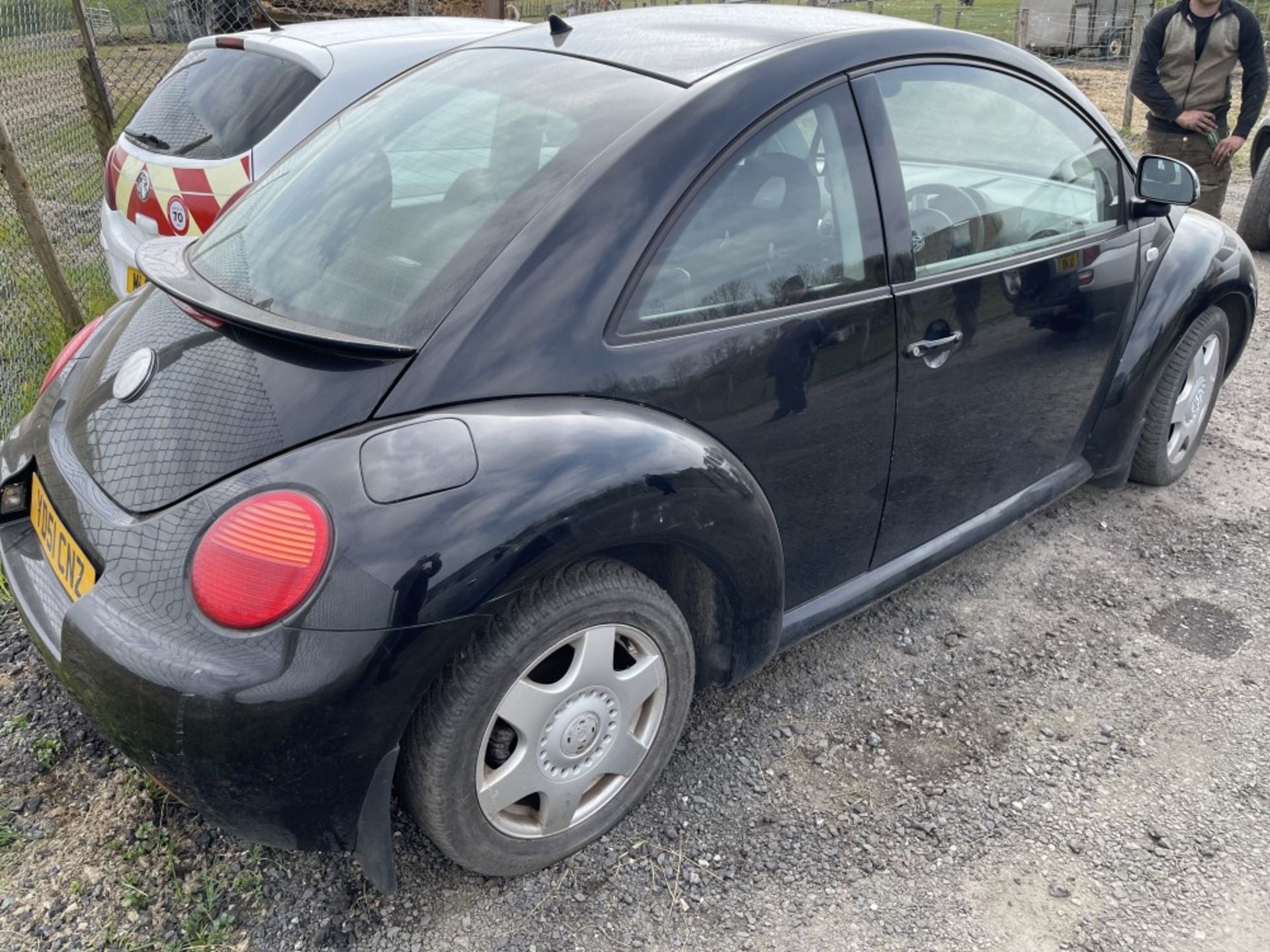 51 reg VW BEETLE (LOCATION BLACKBURN) 1ST REG 09/01, TEST 11/21, V5 HERE (RING FOR COLLECTION - Image 3 of 5