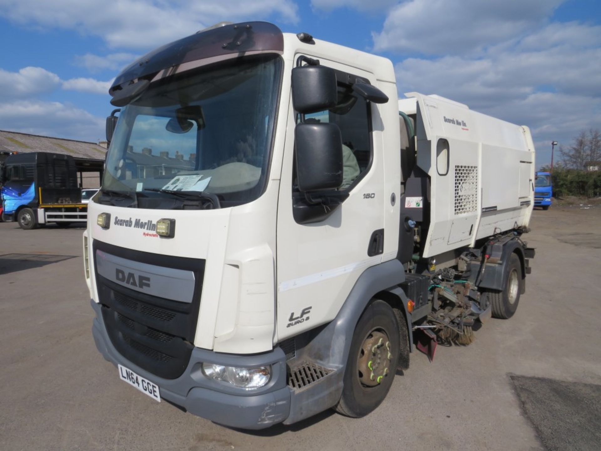 64 reg DAF LF 180 FA SCARAB SWEEPER (DIRECT COUNCIL) 1ST REG 10/14, TEST 12/21, 104451KM, V5 HERE, 1