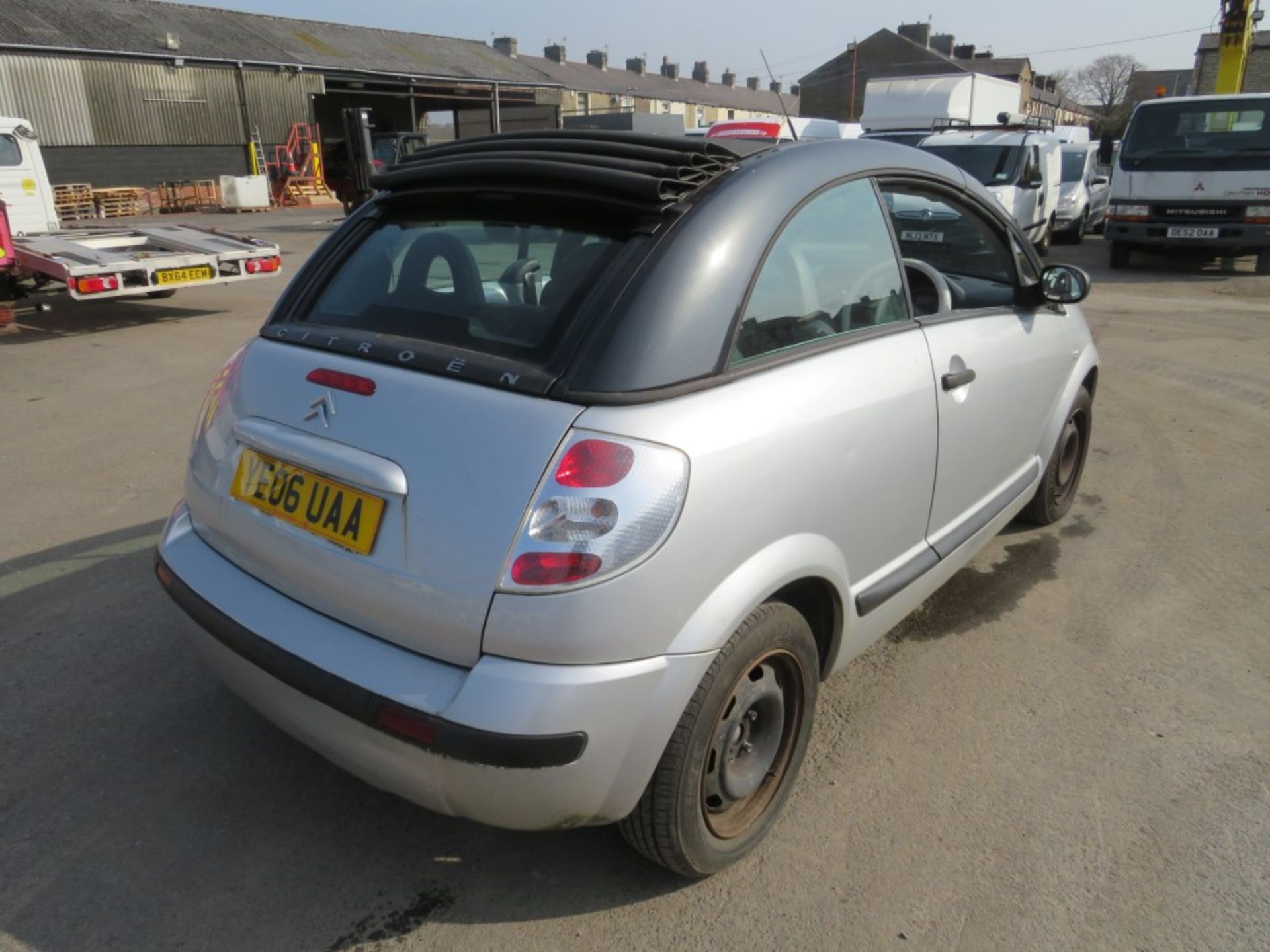 06 reg CITROEN C3 PLURIEL CONVERTIBLE, 1ST REG 05/06, TEST 10/21, 99567M NOT WARRANTED, V5 HERE, 2 - Image 4 of 6