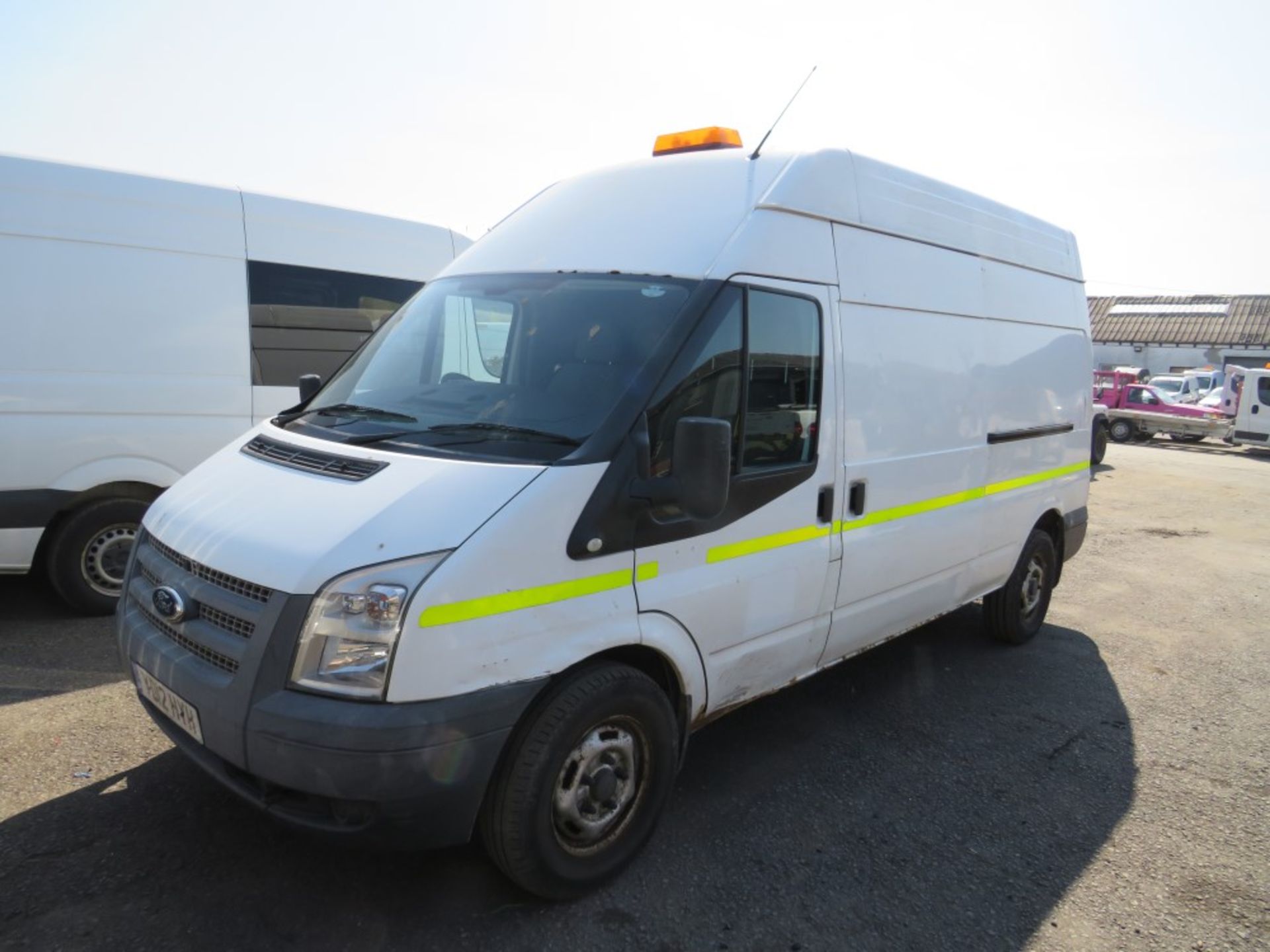 12 reg FORD TRANSIT 125 T350 RWD C/W REAR FOLD OUT RAMP (DIRECT COUNCIL) 1ST REG 03/12, TEST 09/ - Image 2 of 8