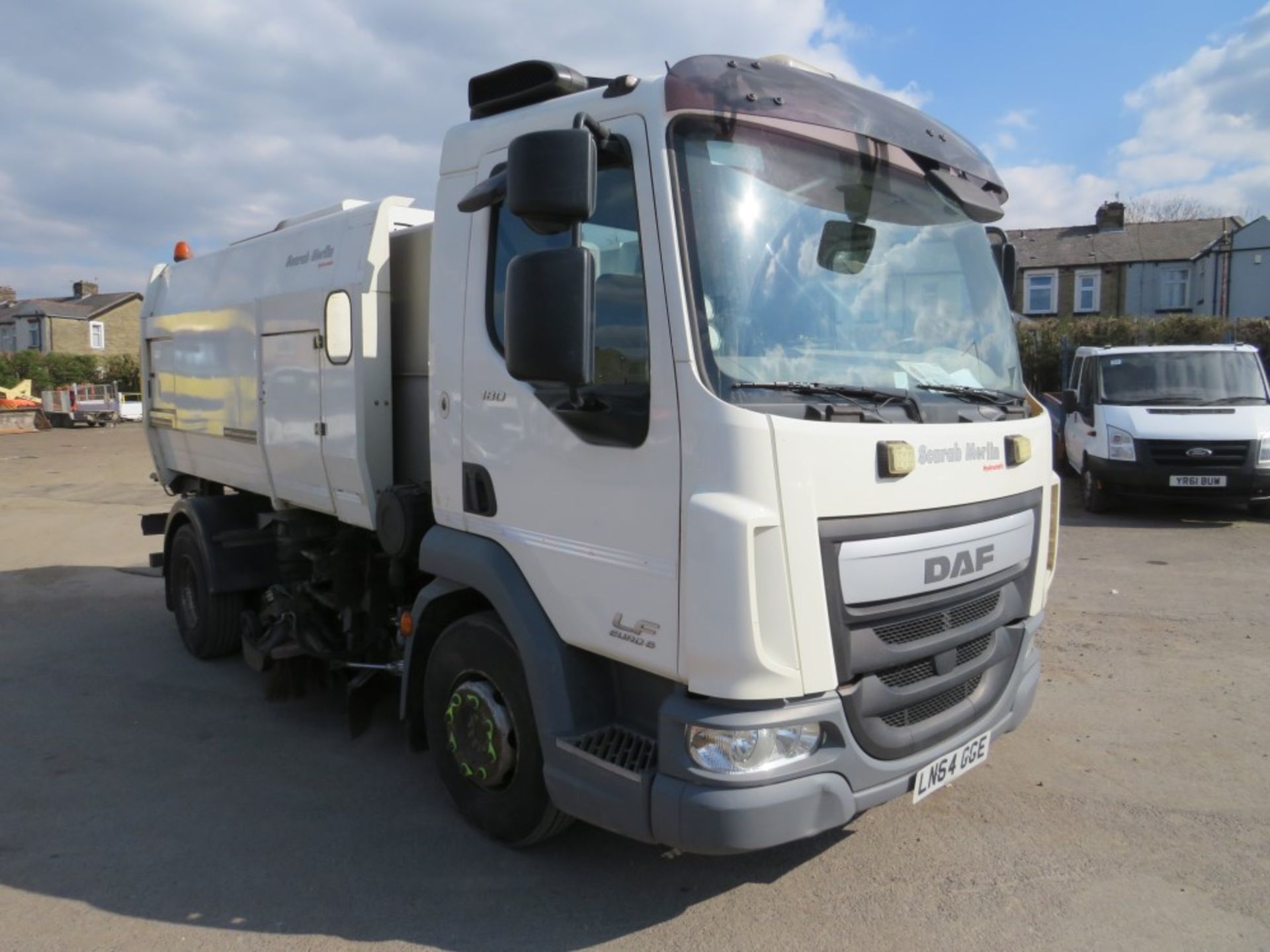 64 reg DAF LF 180 FA SCARAB SWEEPER (DIRECT COUNCIL) 1ST REG 10/14, TEST 12/21, 104451KM, V5 HERE, 1 - Image 2 of 6