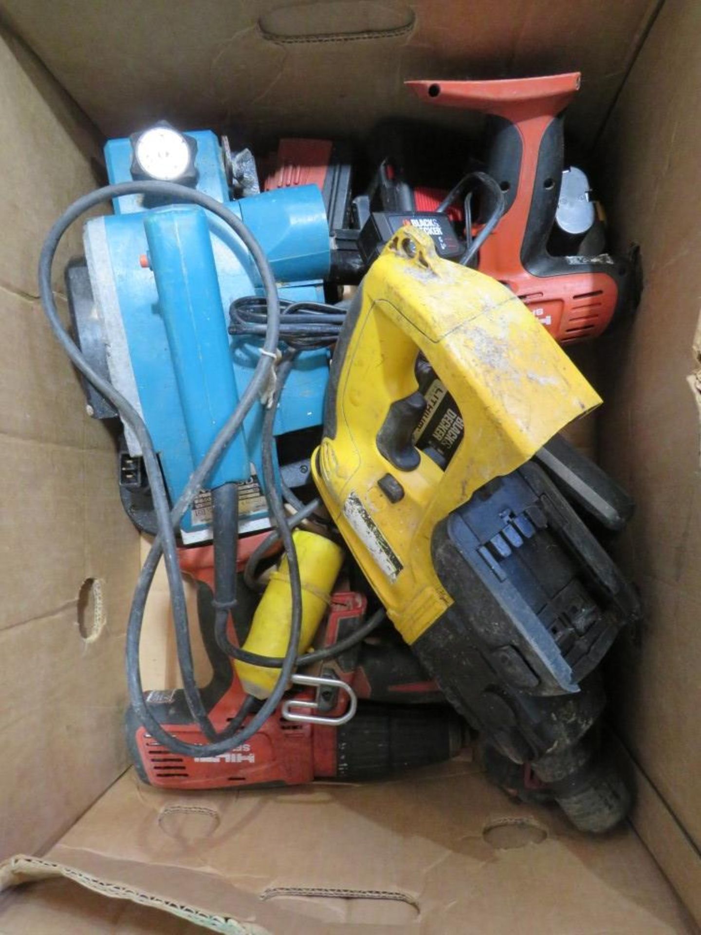 2 HILTI DRILLS, MILWAUKEE DRILL, DEWALT BATTERY DRILL & MAKITA SANDER [NO VAT]