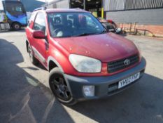 02 reg TOYOTA RAV4 NV VVTI, 1ST REG 04/02, TEST 04/21, 52737M, V5 HERE, 1 OWNER FROM NEW [NO VAT]