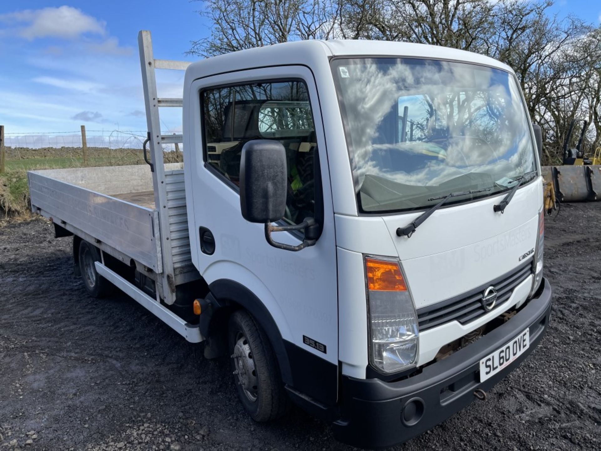 60 reg NISSAN CABSTAR 35.13 S/C MWB (LOCATION BLACKBURN) 1ST REG 09/10, TEST 03/22, 174887M, V5 HERE - Image 2 of 6