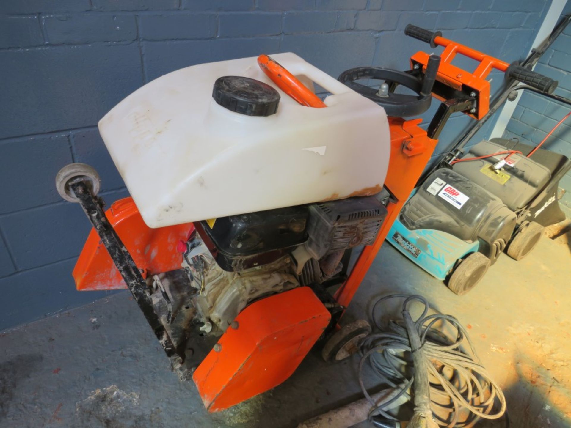 HUSQVARNA FLOOR SAW [NO VAT]