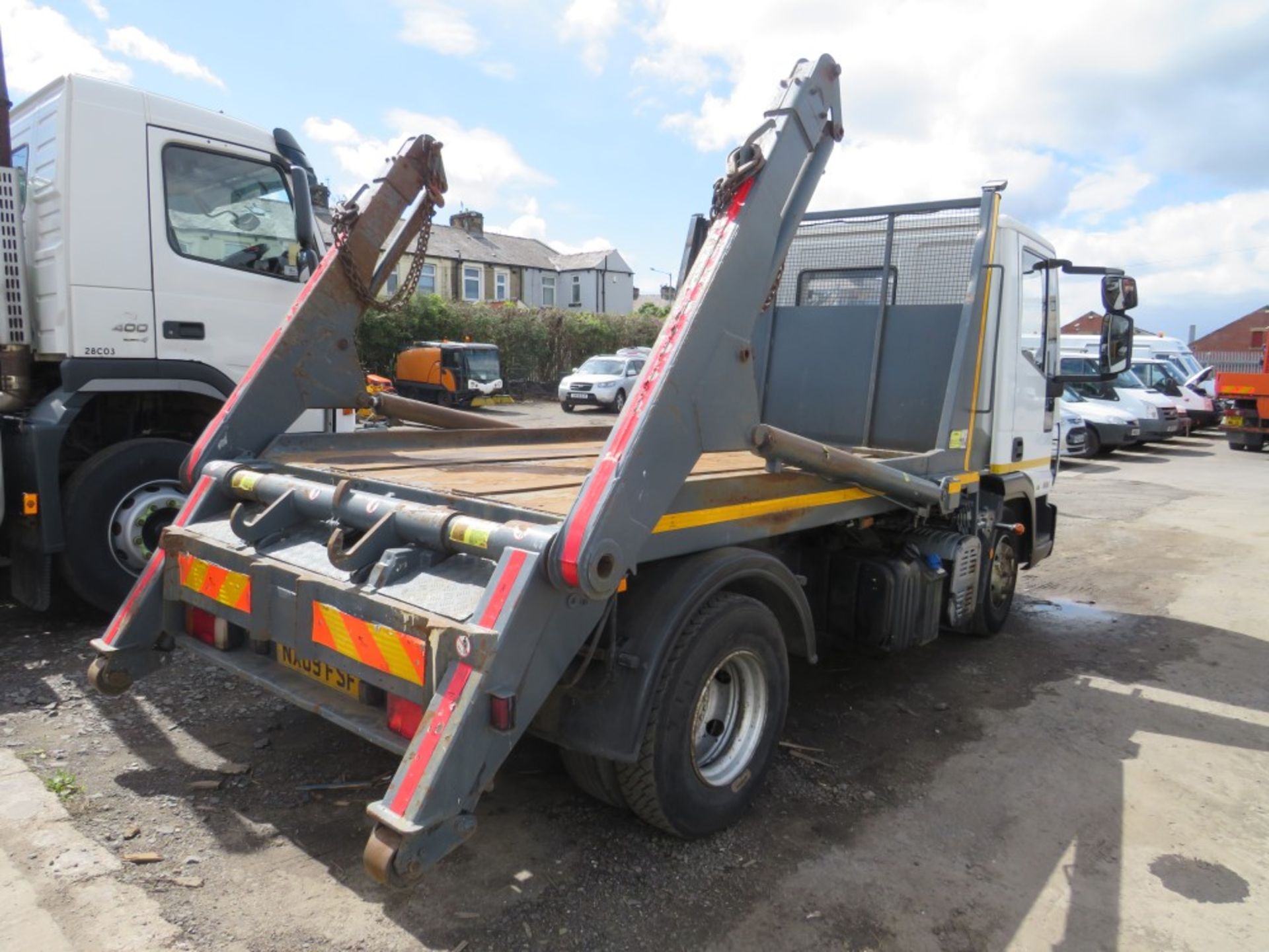 09 reg IVECO ML75E16 7.5 TON SKIP TRUCK, 1ST REG 04/09, TEST 10/21, 240020KM NOT WARRANTED, V5 TO - Bild 4 aus 6