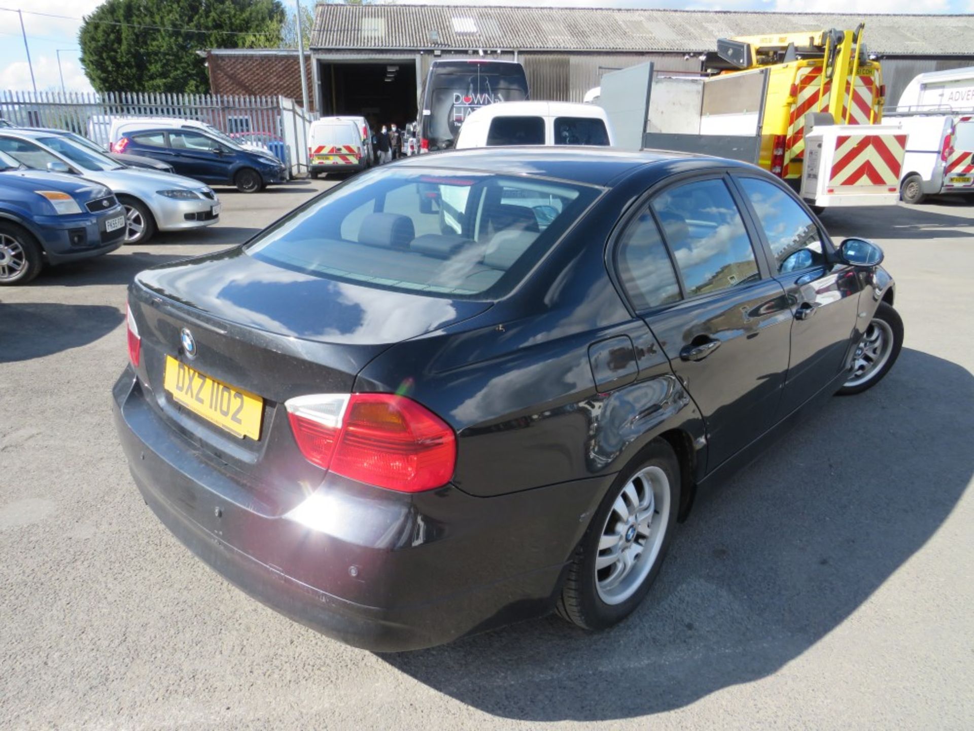 2006 BMW 318i, 1ST REG 04/06, TEST 11/21, 127536M WARRANTED, PART V5 - GREEN SLIP ONLY [NO VAT] - Image 3 of 5