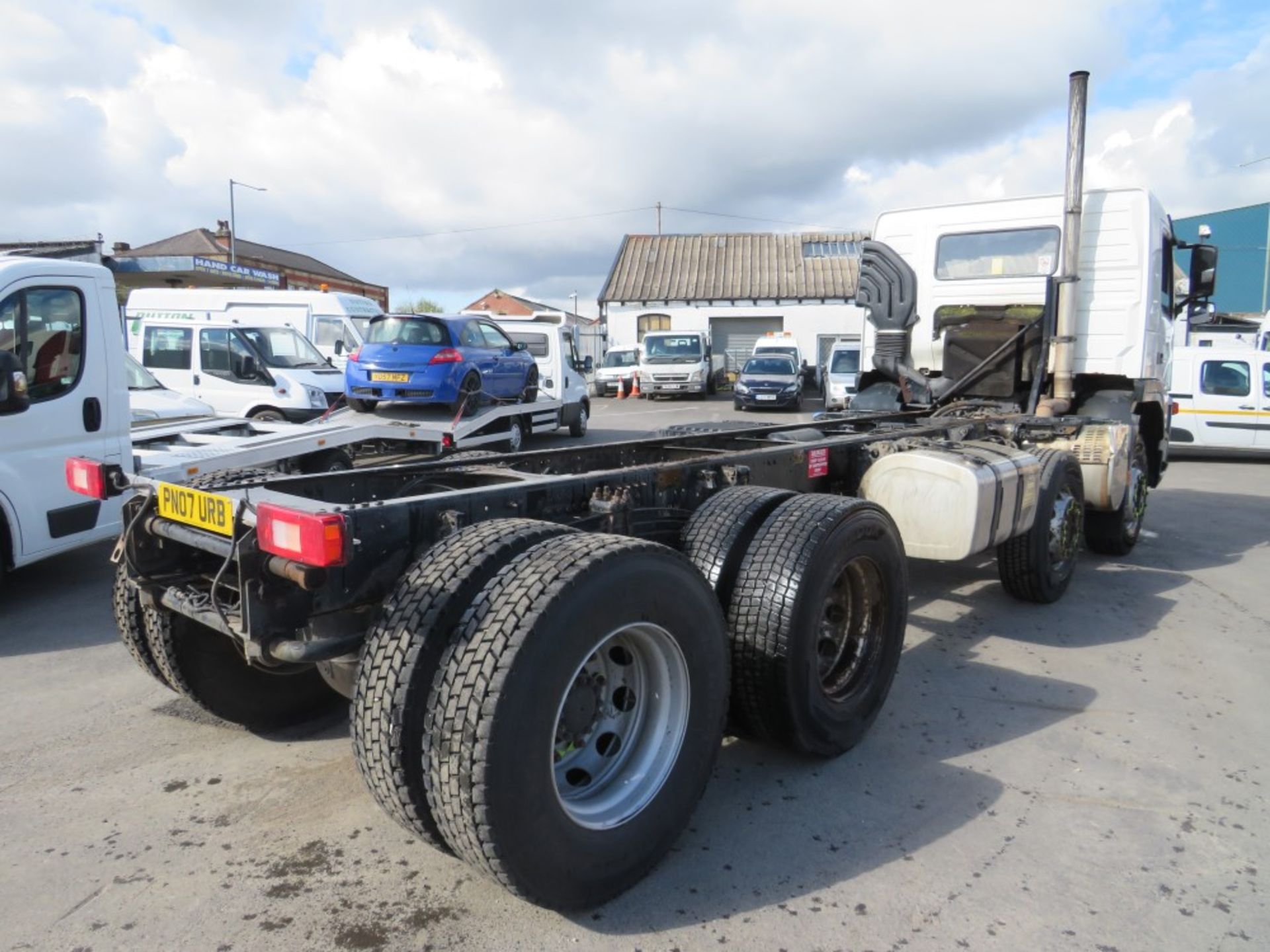 07 reg VOLVO FM400 CHASSIS CAB (DIRECT UNITED UTILITIES WATER) 1ST REG 08/07, TEST 10/21, - Image 4 of 6