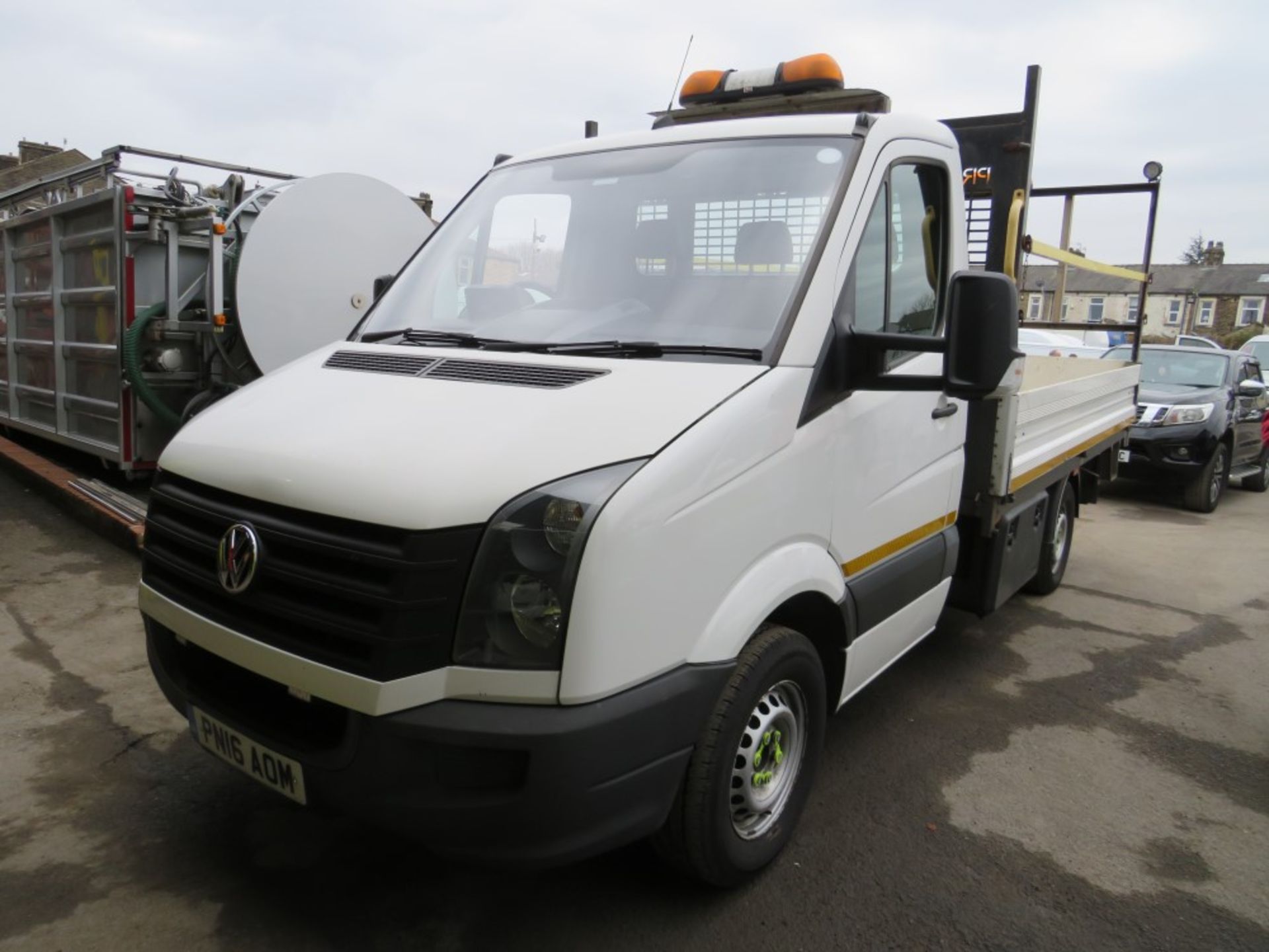 16 reg VW CRAFTER CR35 TDI 136 MWB DROPSIDE, 1ST REG 03/16, TEST 03/22, 139733M WARRANTED, V5 - Image 2 of 6