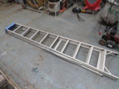 10 TREAD ALUMINIUM STEPLADDER (DIRECT GAP) [+ VAT]